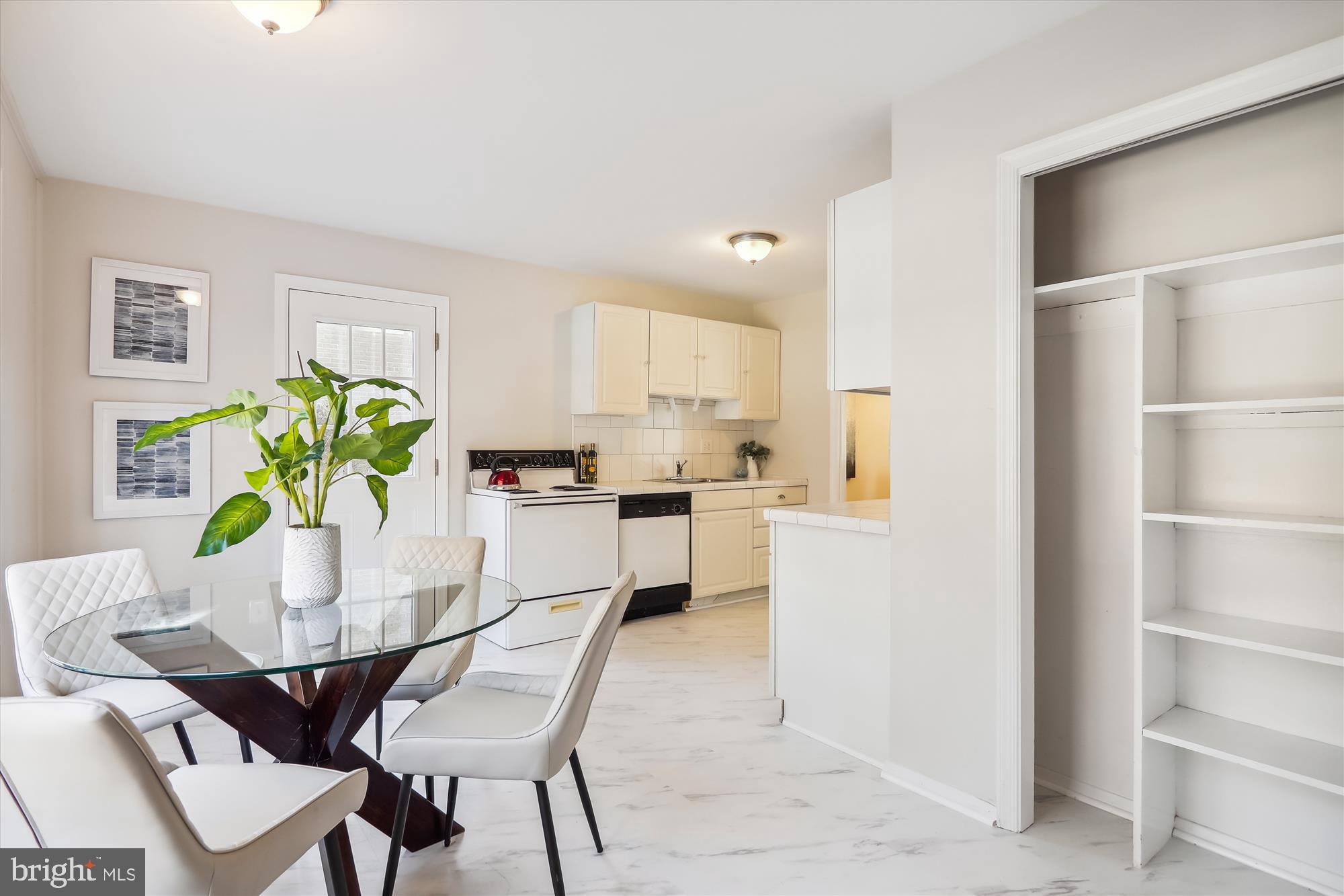 LAYHILL SOUTH - Residential