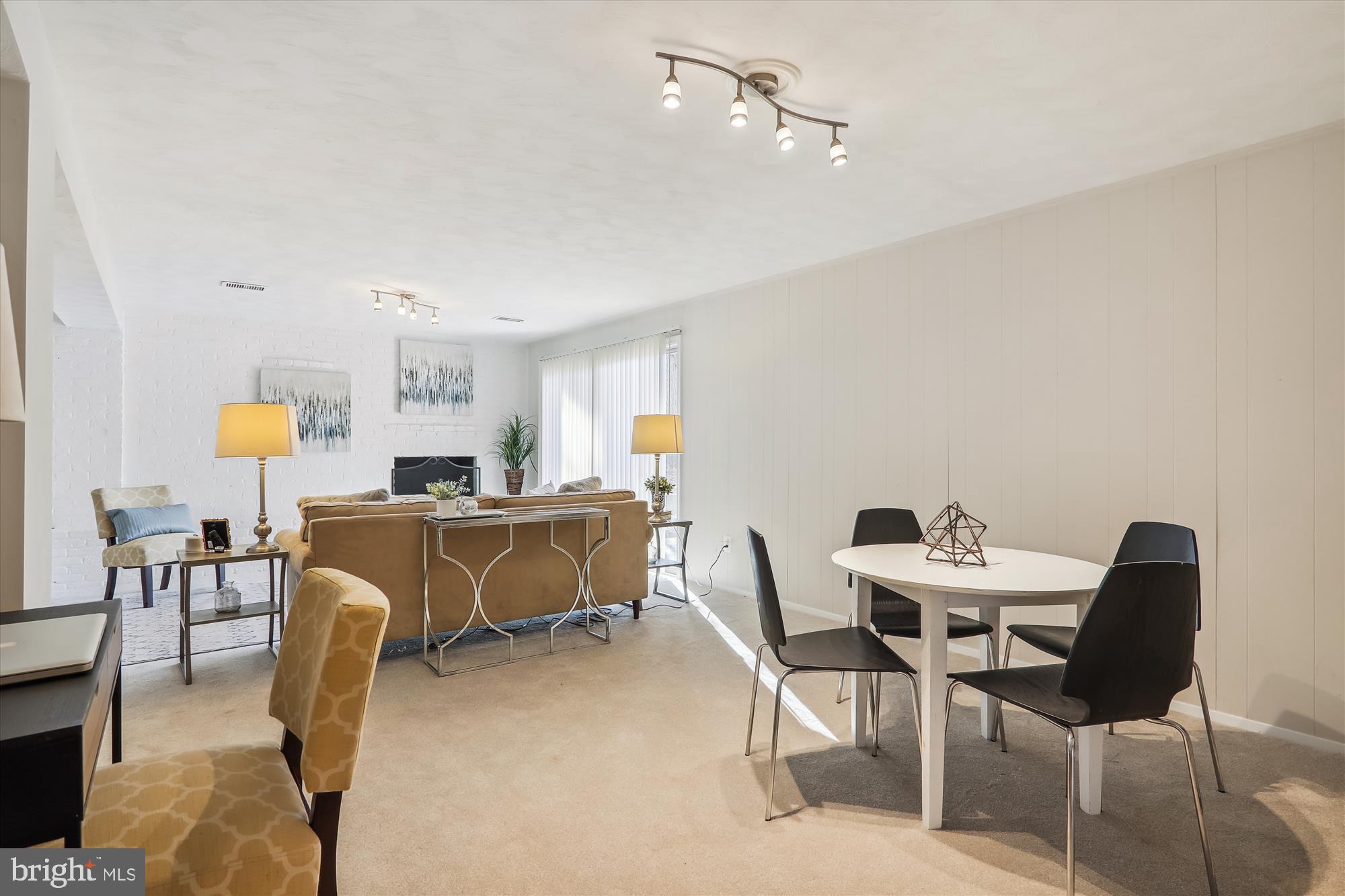 LAYHILL SOUTH - Residential