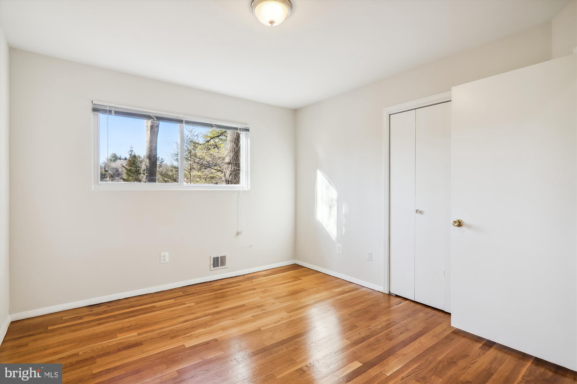 LAYHILL SOUTH - Residential