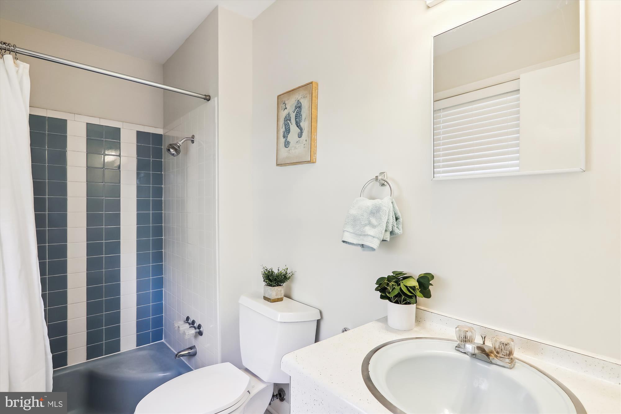 LAYHILL SOUTH - Residential