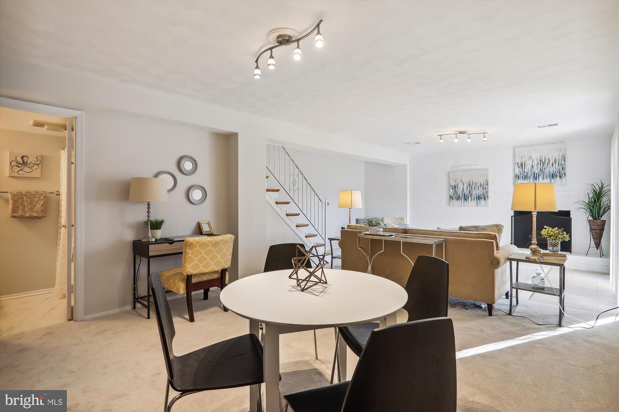 LAYHILL SOUTH - Residential