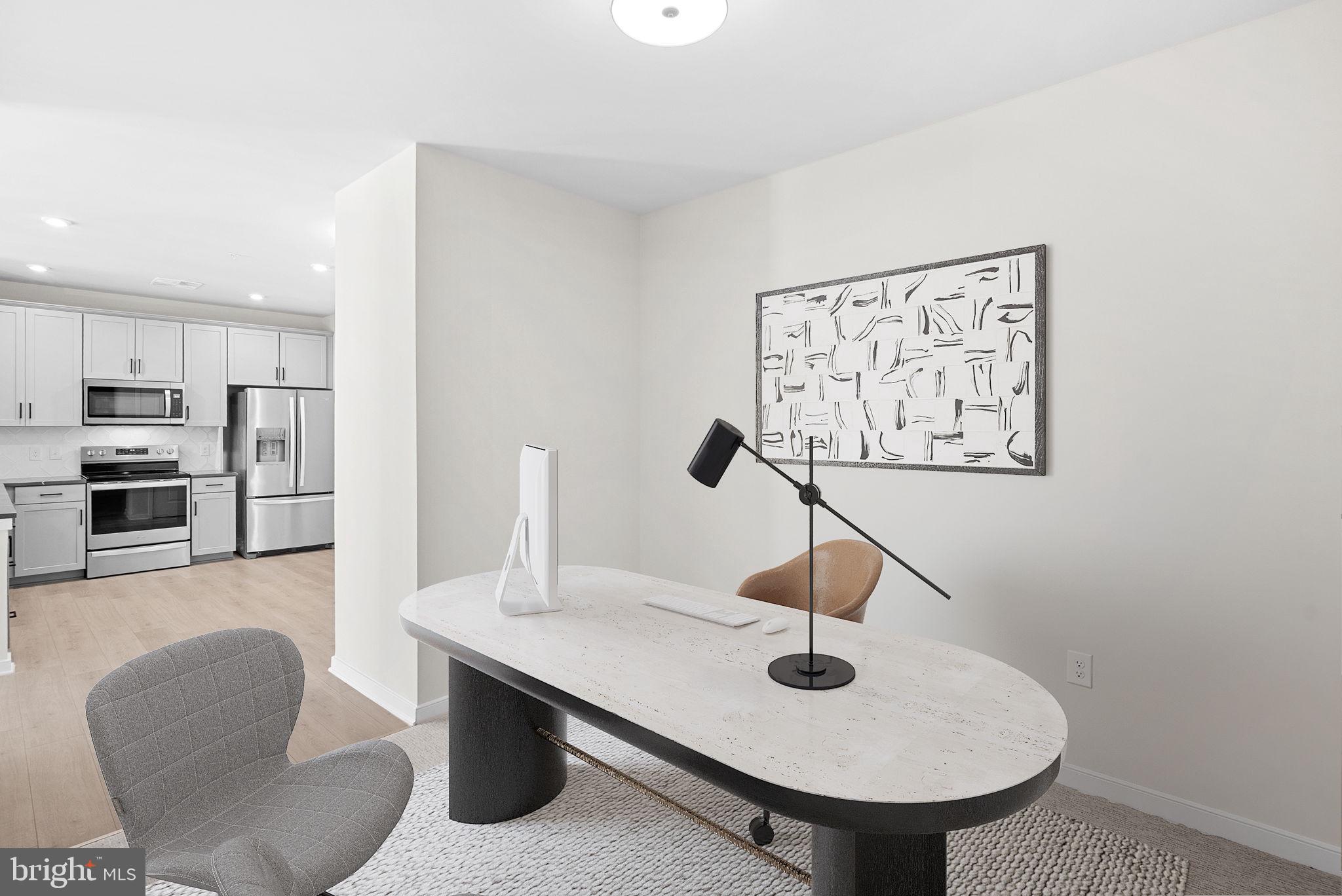 POTOMAC STATION MARKETPLACE - Residential