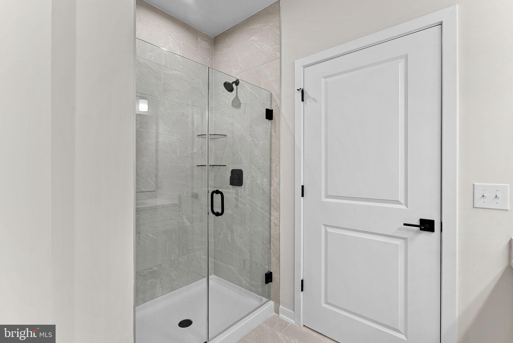 POTOMAC STATION MARKETPLACE - Residential