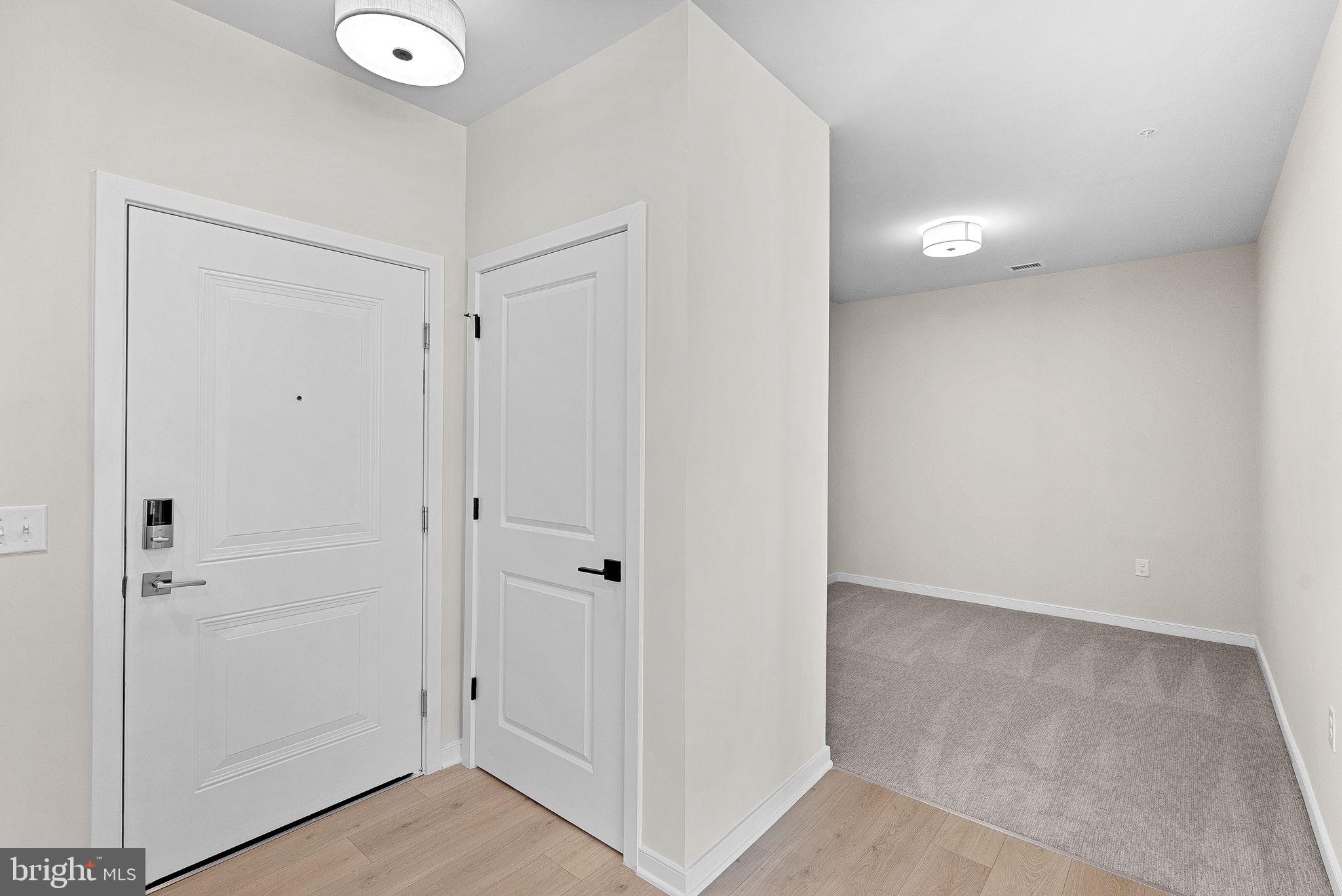 POTOMAC STATION MARKETPLACE - Residential