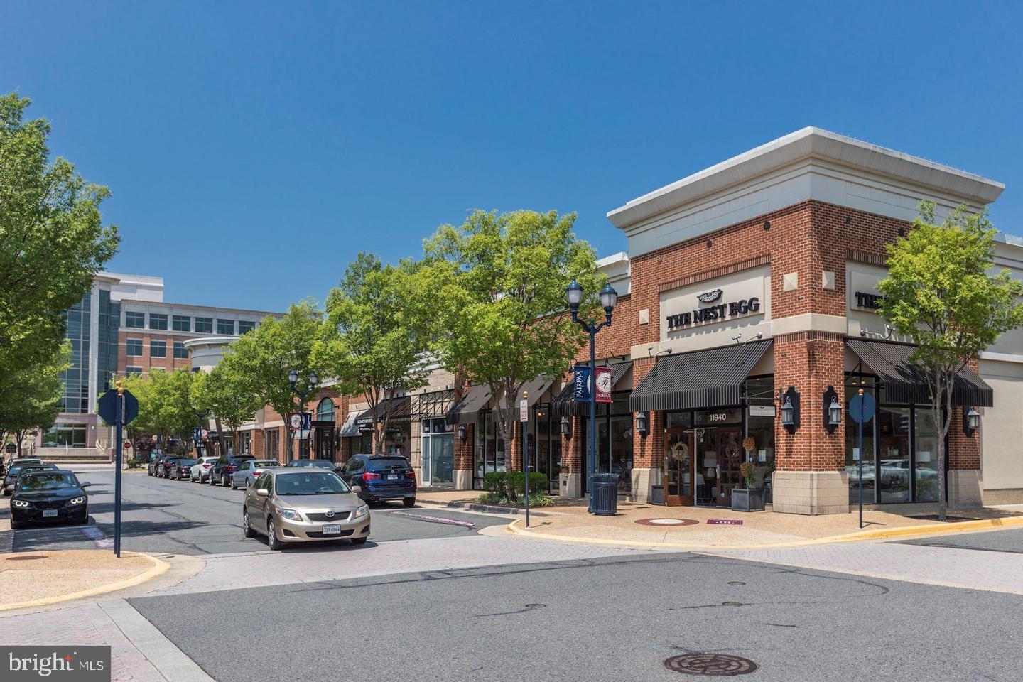 VALEWOOD MANOR - Residential