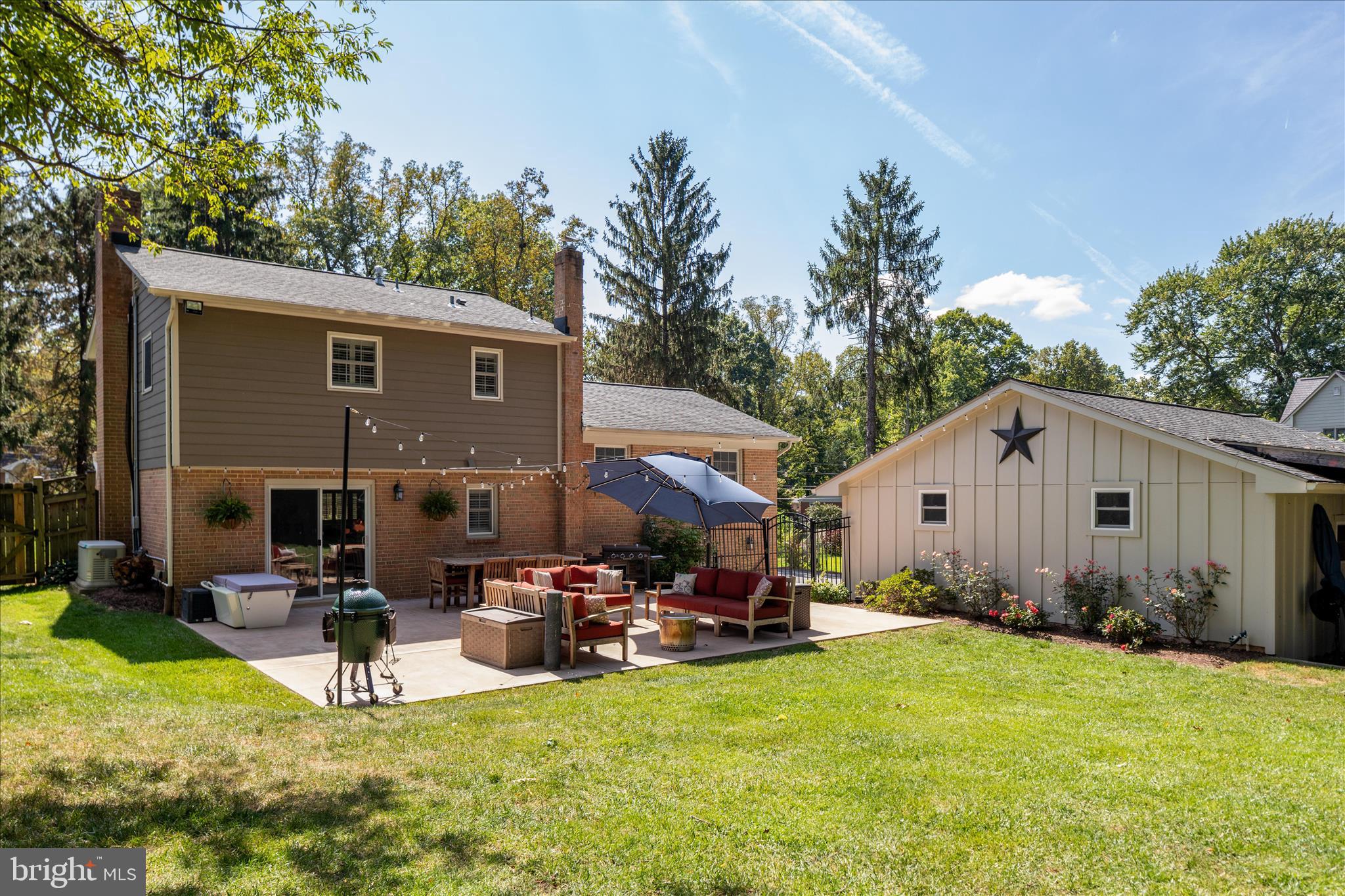 VALEWOOD MANOR - Residential