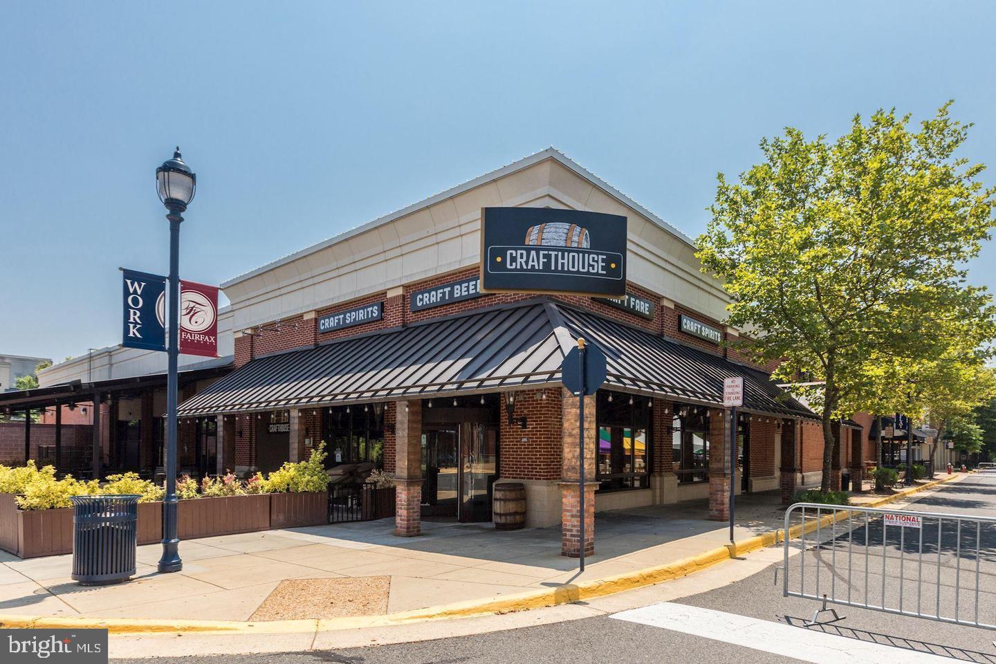 VALEWOOD MANOR - Residential