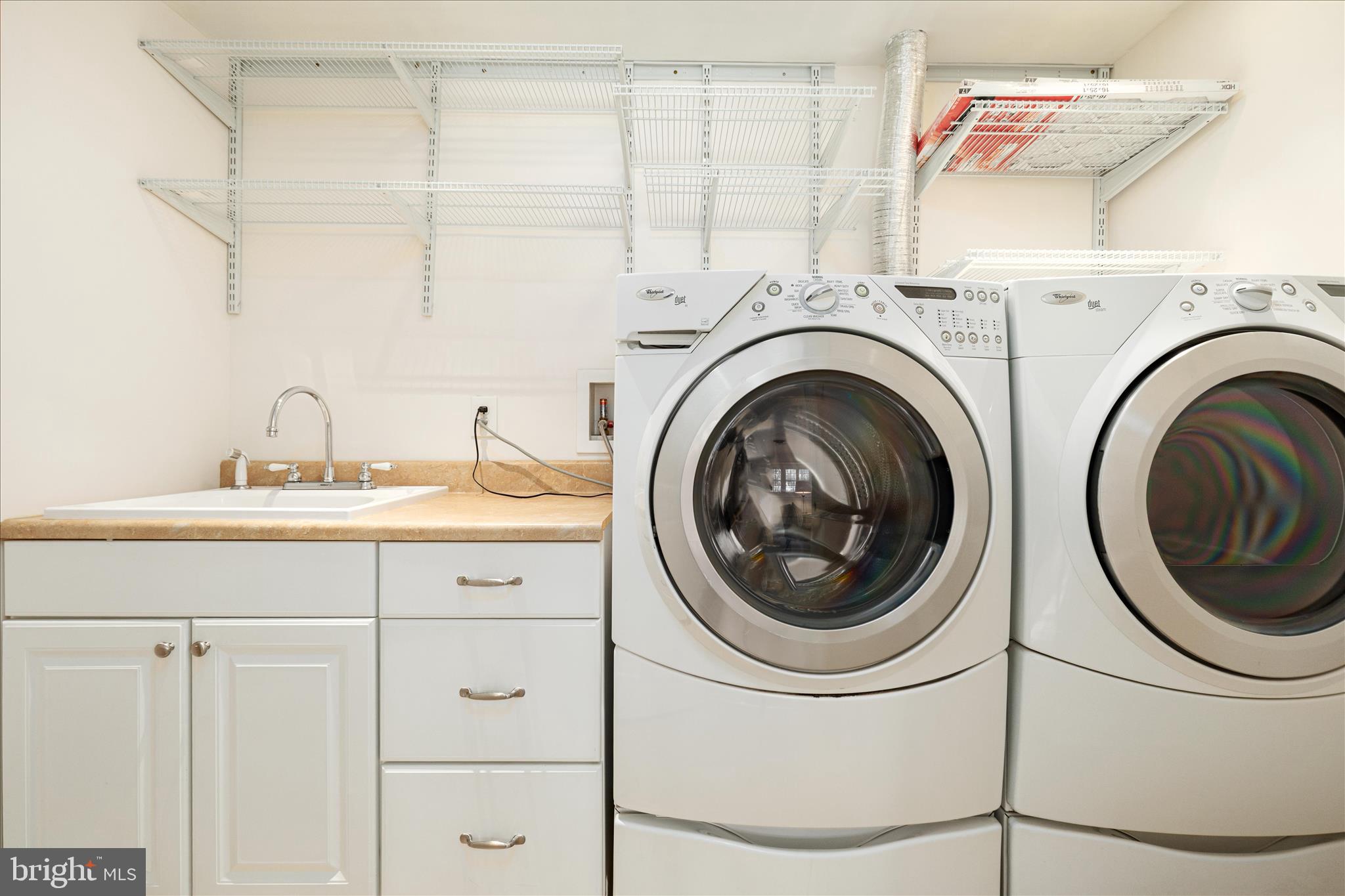 VALEWOOD MANOR - Residential