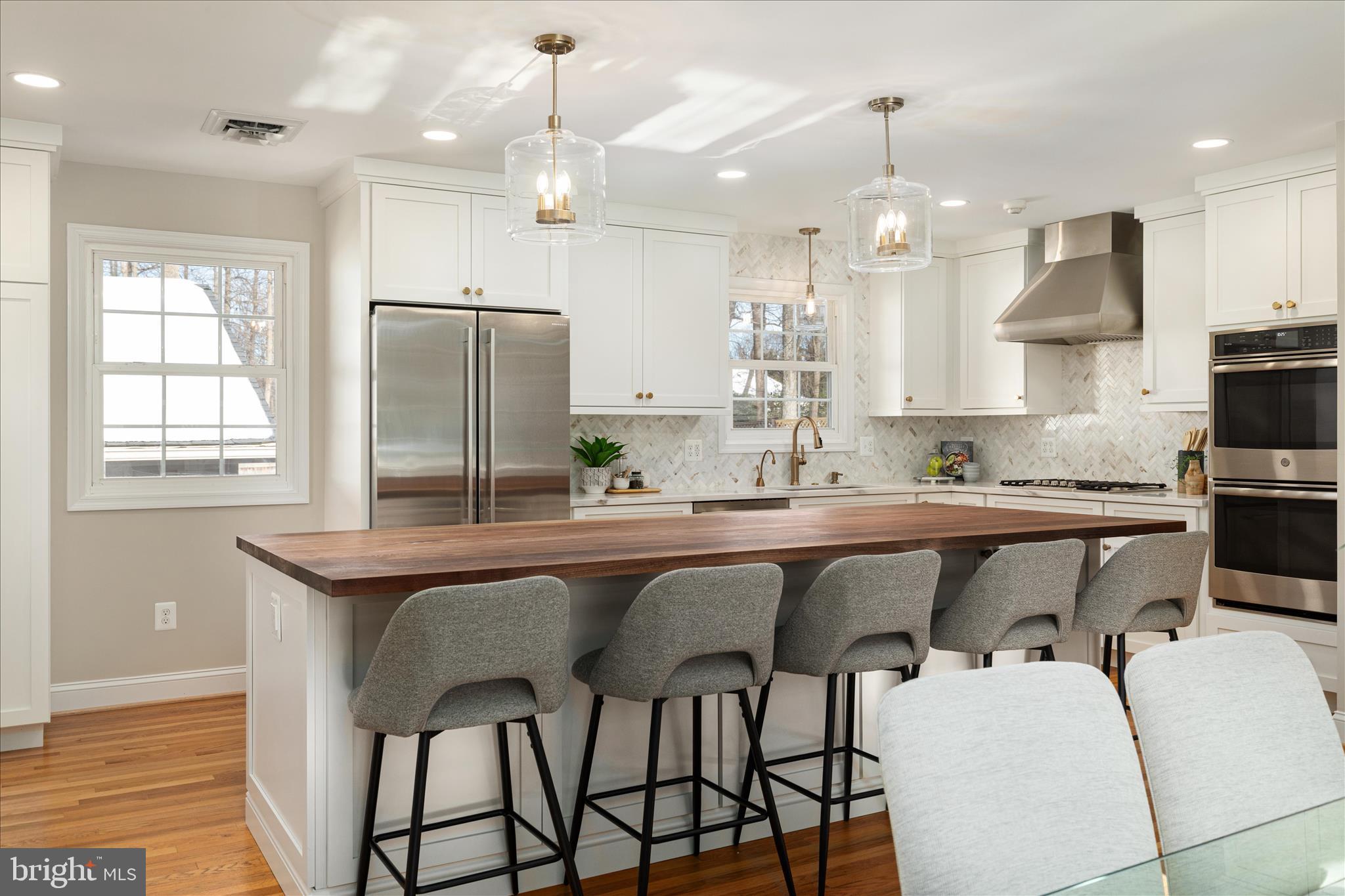 VALEWOOD MANOR - Residential