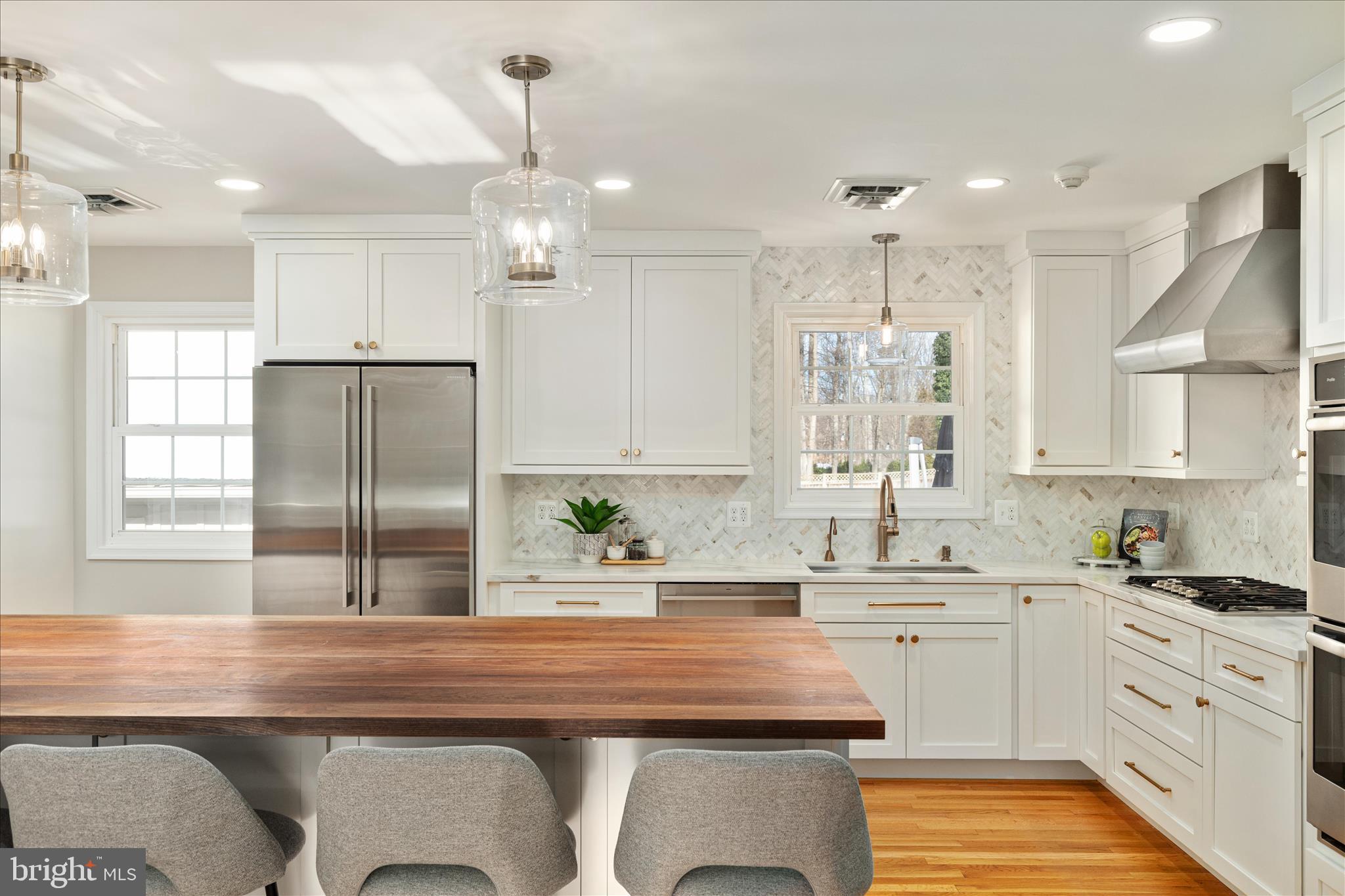 VALEWOOD MANOR - Residential