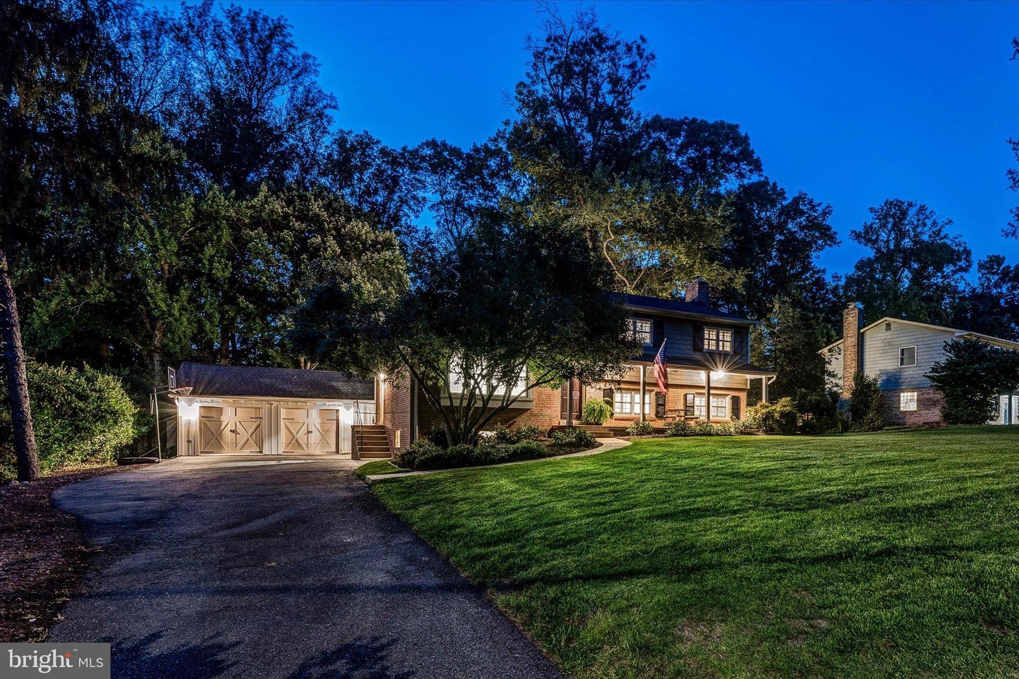 VALEWOOD MANOR - Residential