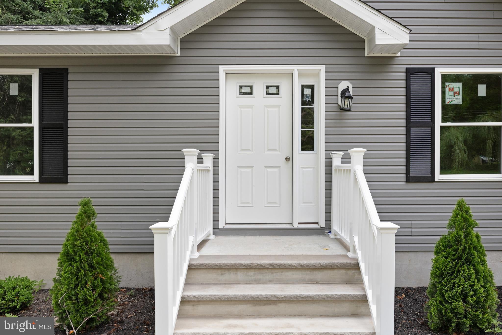 47 HIGHLAND AVE