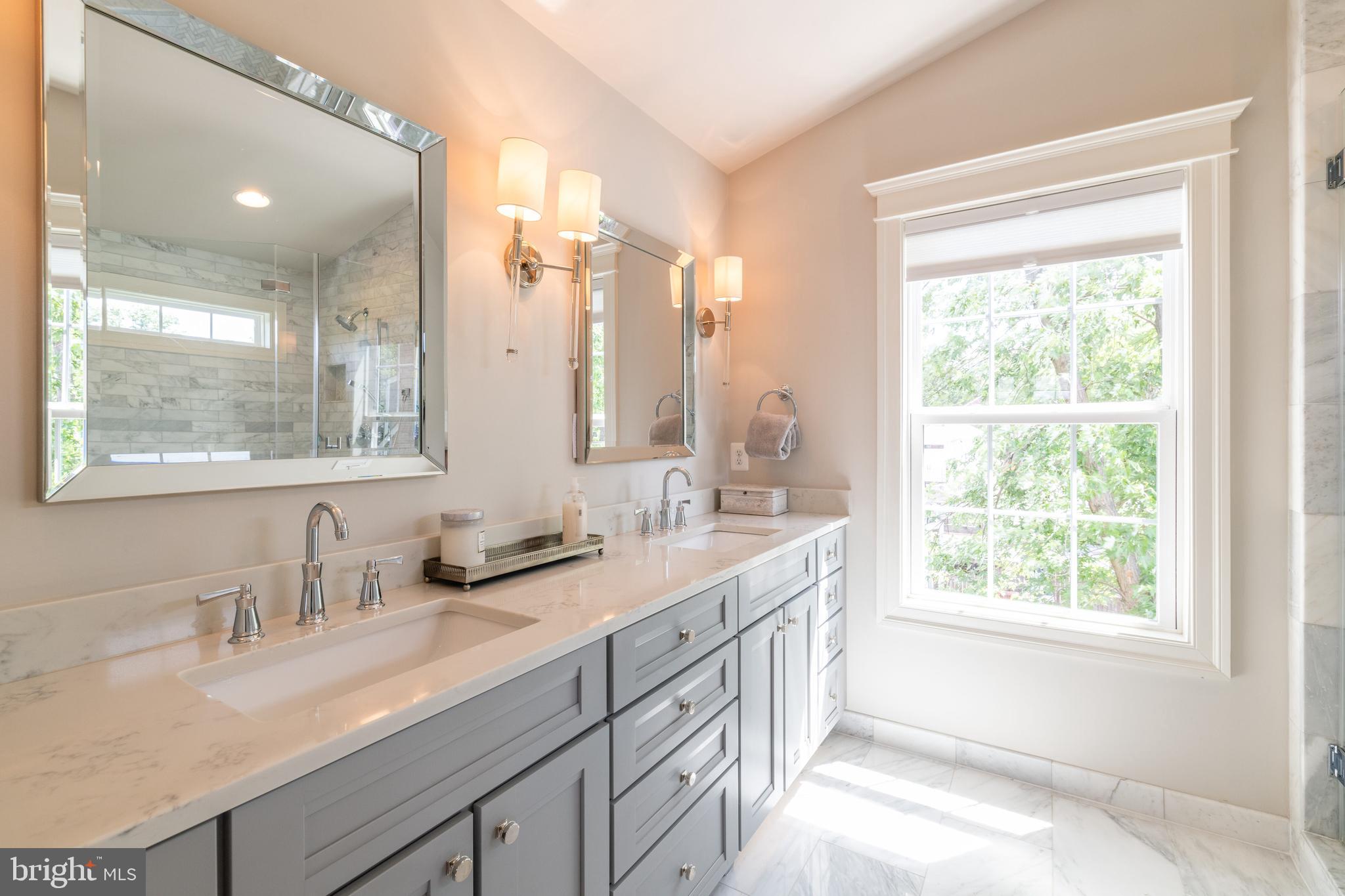 DEL RAY - Residential