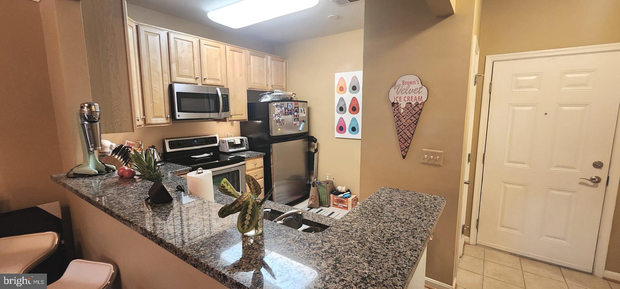 HIGHLANDS AT QUARRY LAKE - Residential