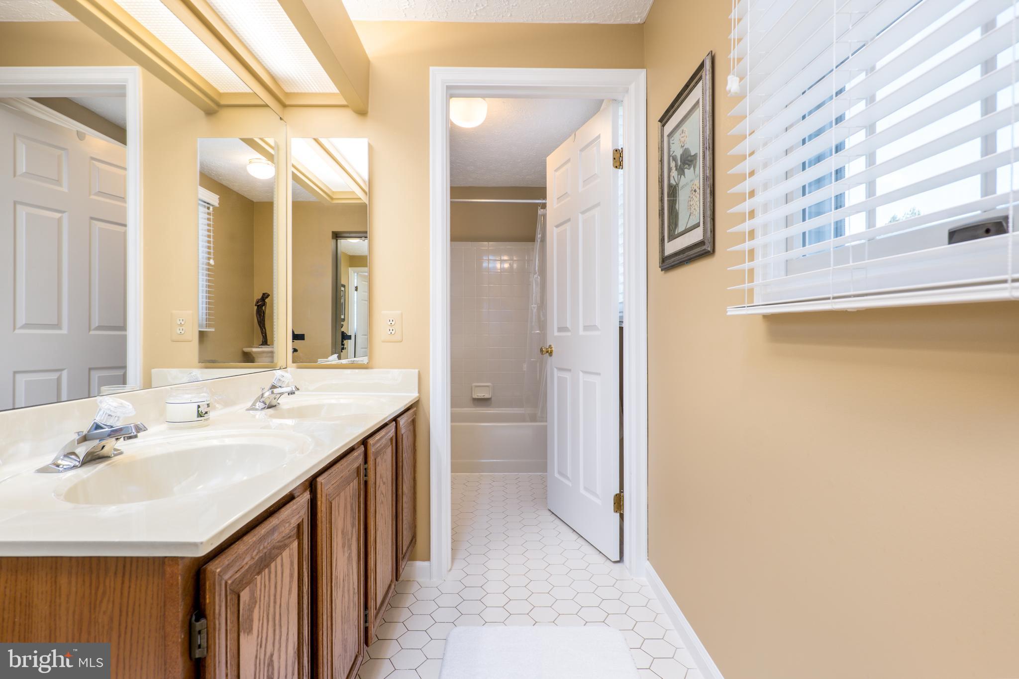 WORTHINGTON WOODSYDE - Residential