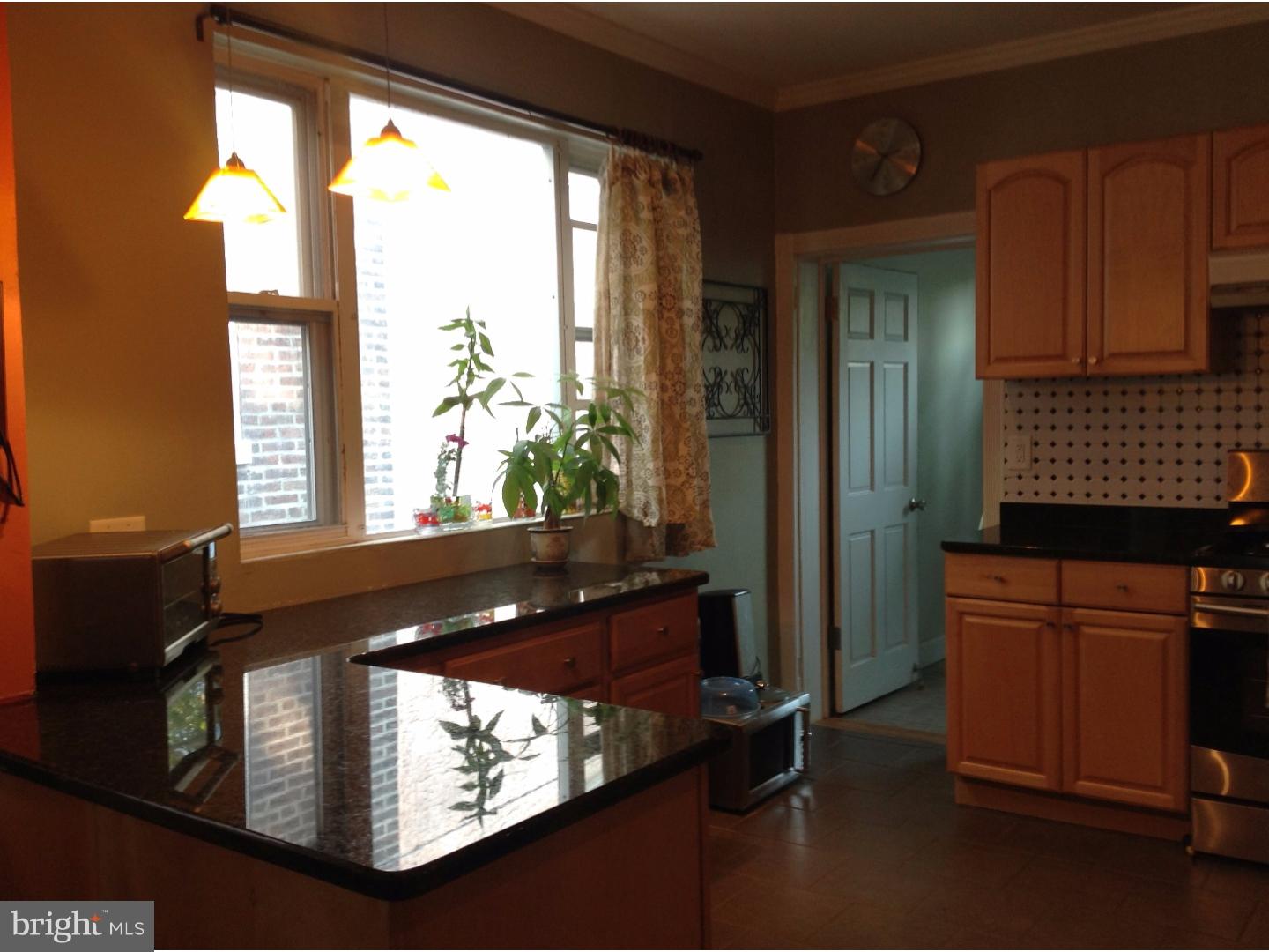 ROXBOROUGH - Residential Lease