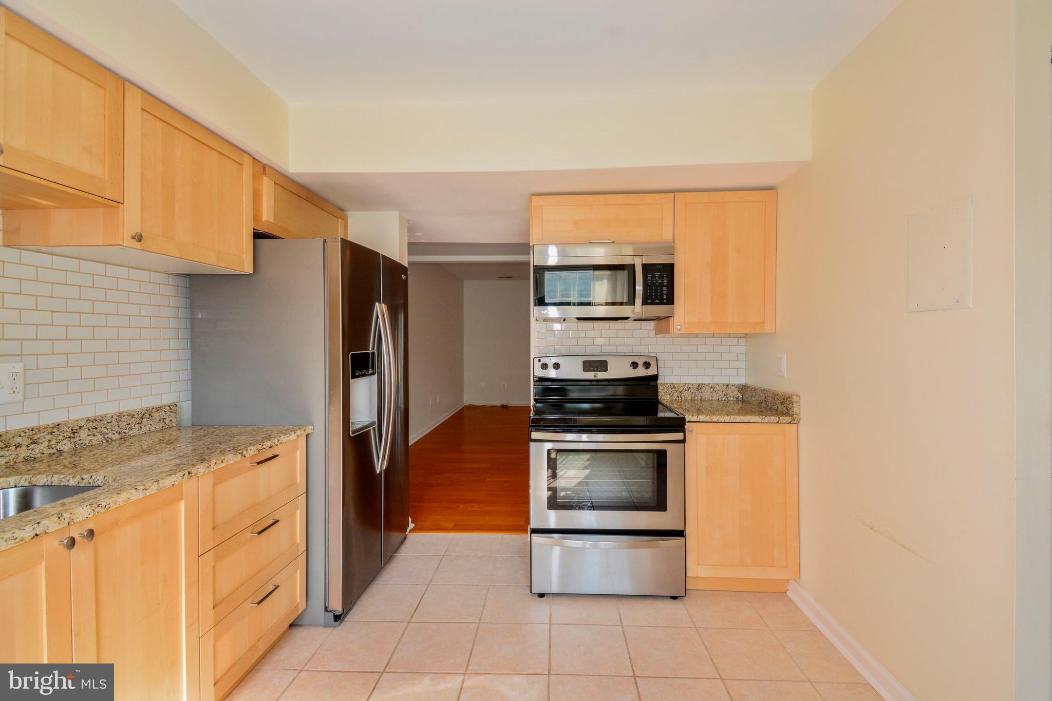 FRANCONIA COMMONS - Residential Lease