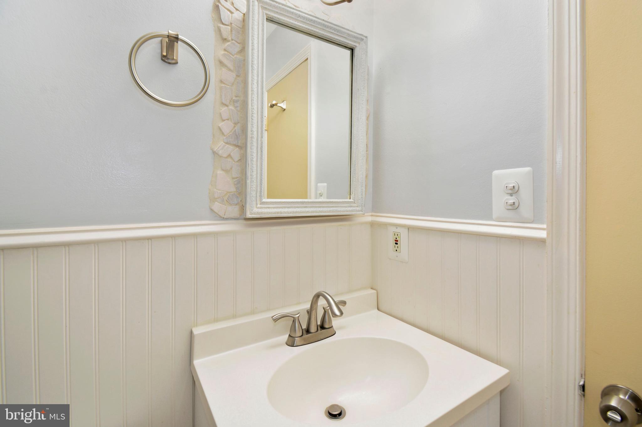 FRANCONIA COMMONS - Residential Lease