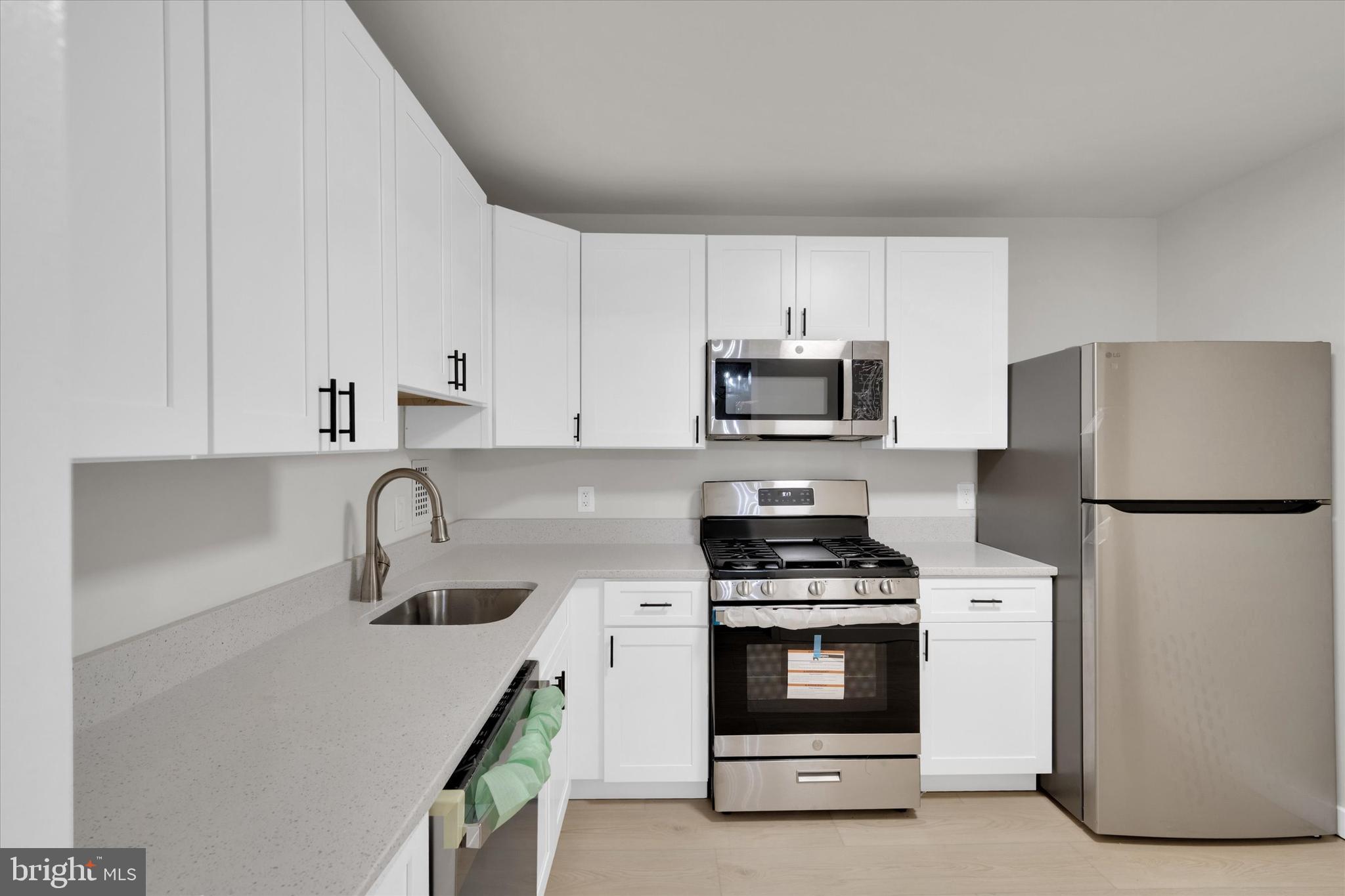 3001 VEAZEY TERR NW 1008