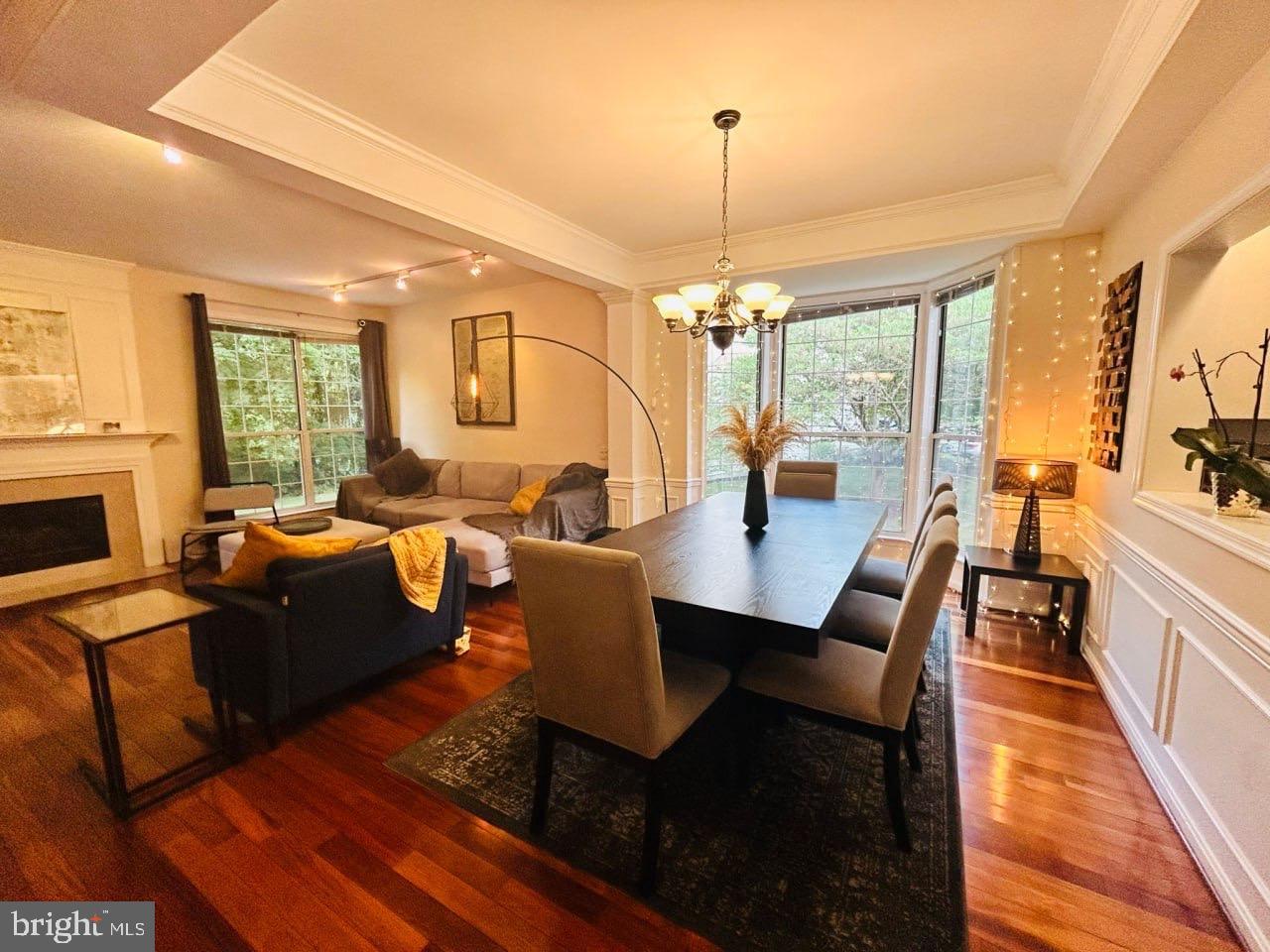 CASCADES/LOWES - Residential Lease