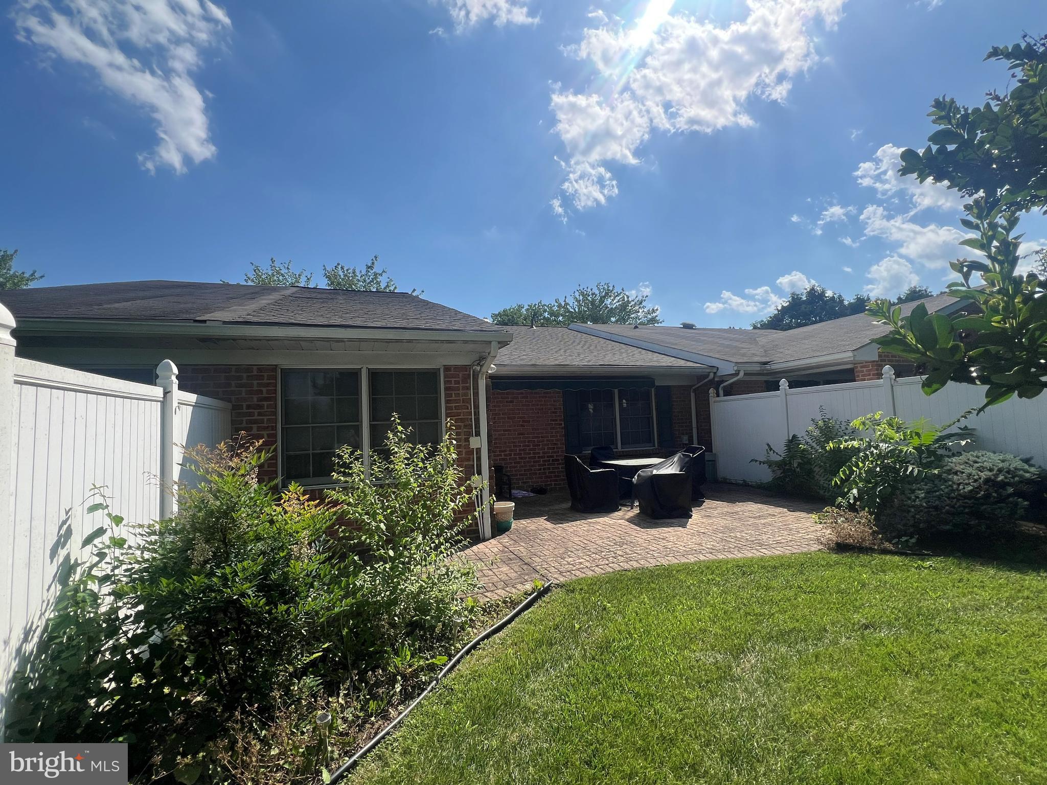 1038 MATTHEW COURT