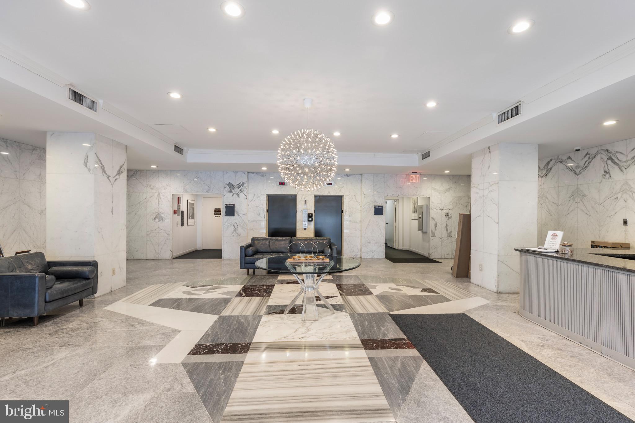 FOGGY BOTTOM - Residential