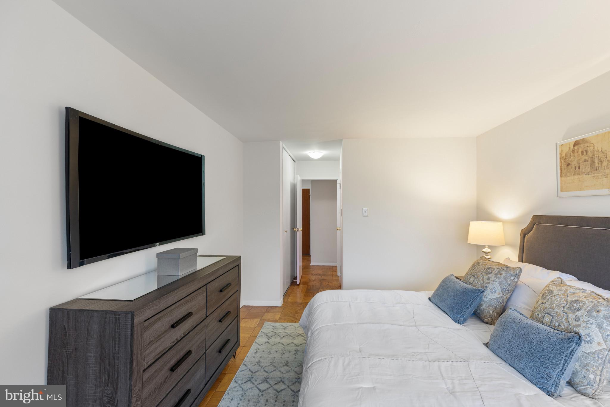 FOGGY BOTTOM - Residential