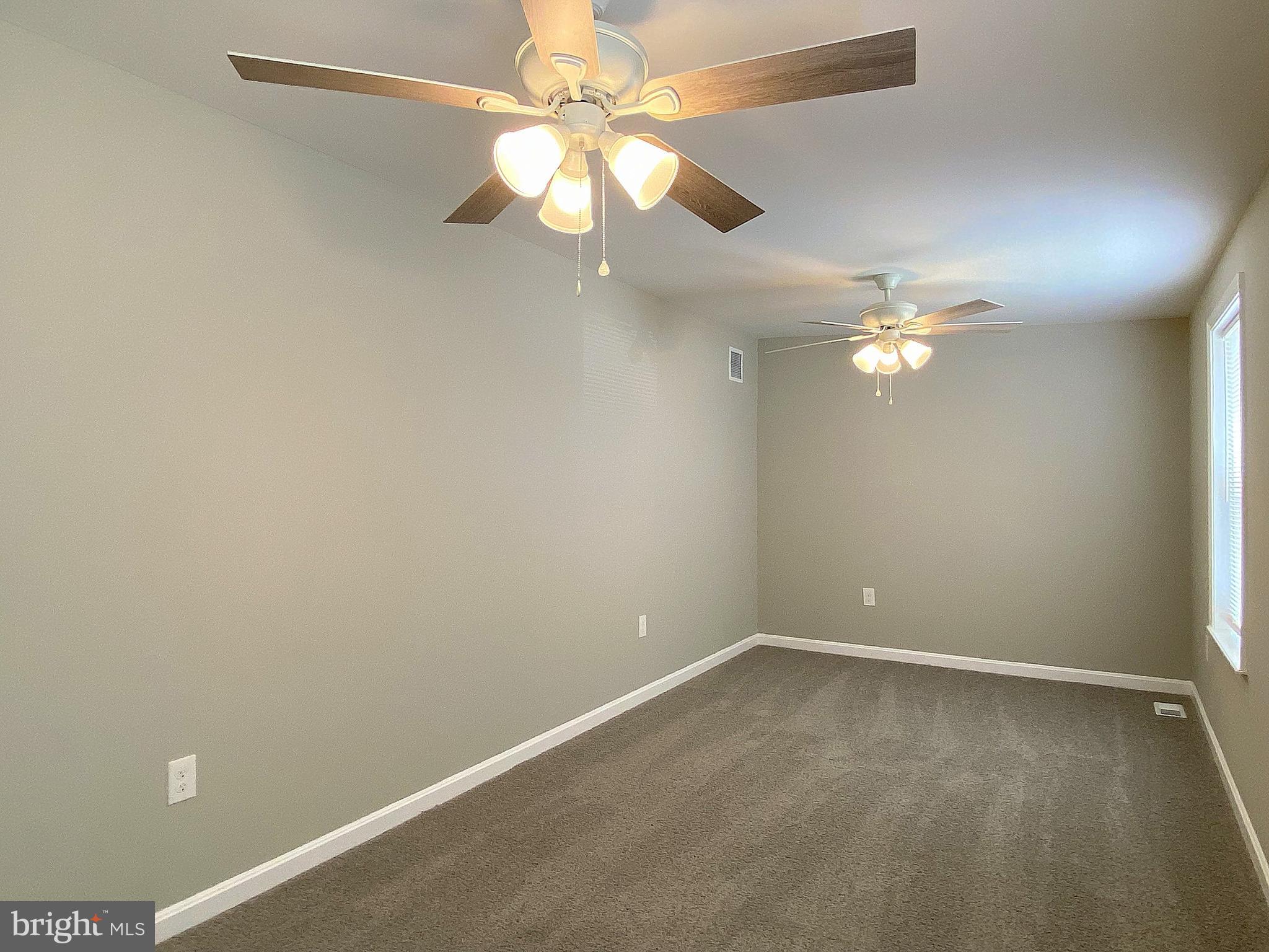 WATERSEDGE - Residential