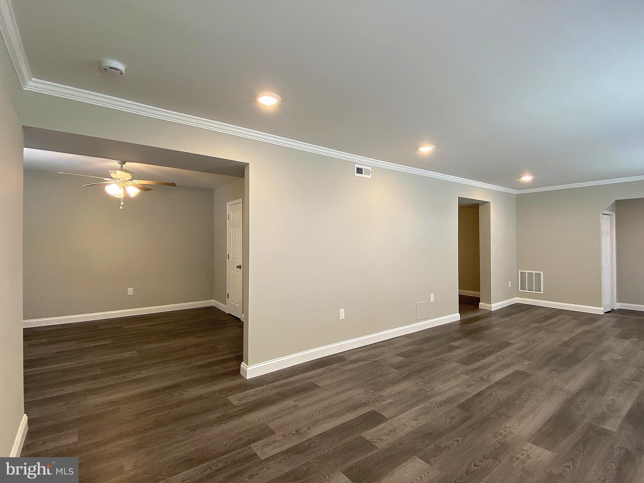 WATERSEDGE - Residential