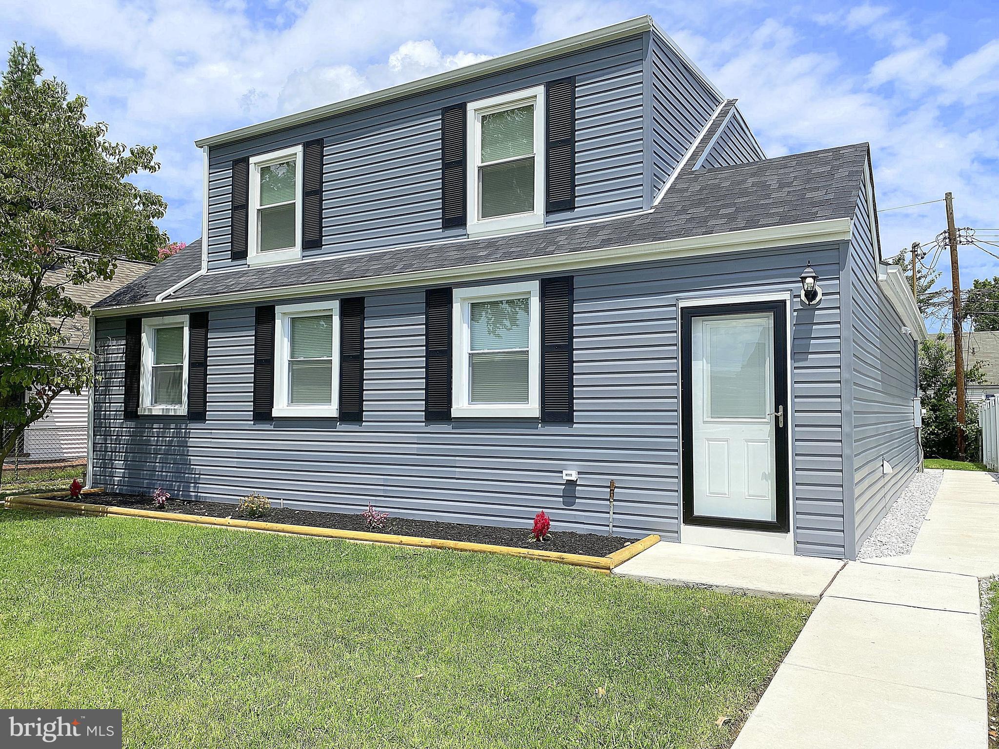 WATERSEDGE - Residential