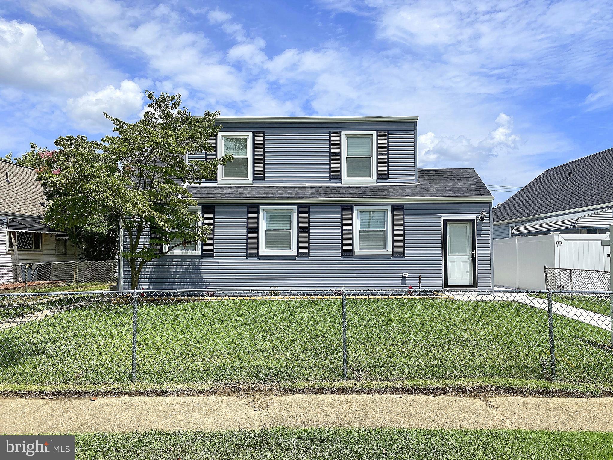 WATERSEDGE - Residential