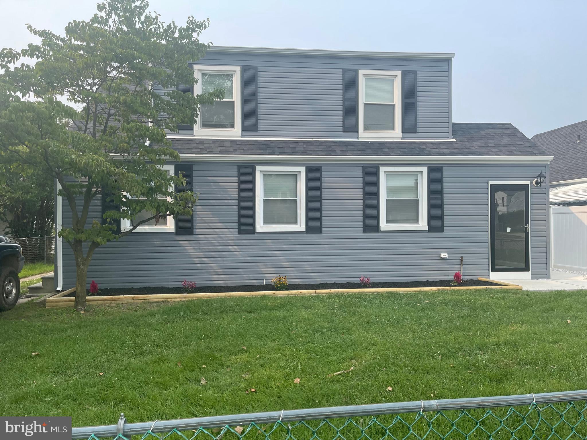 WATERSEDGE - Residential