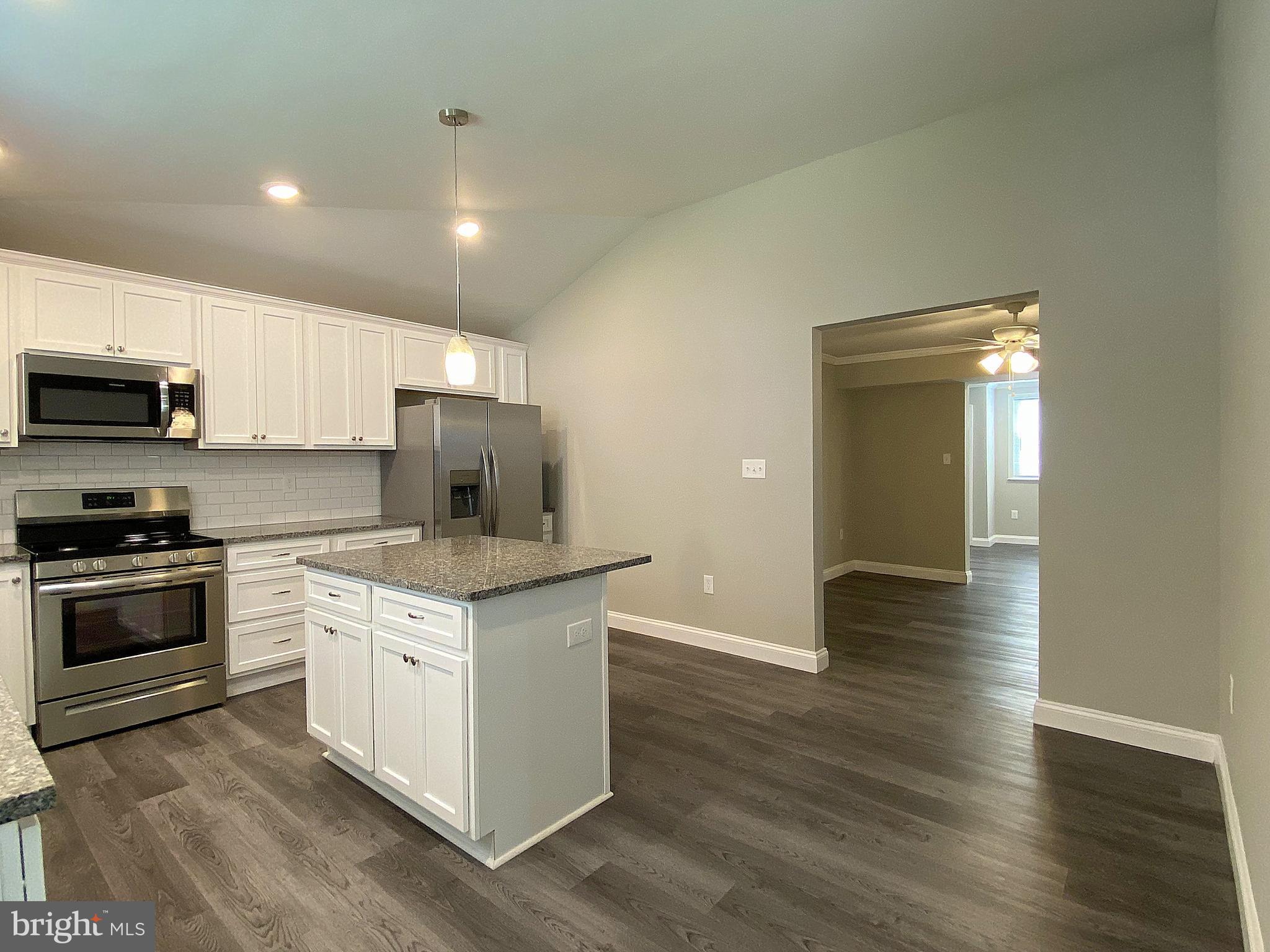 WATERSEDGE - Residential