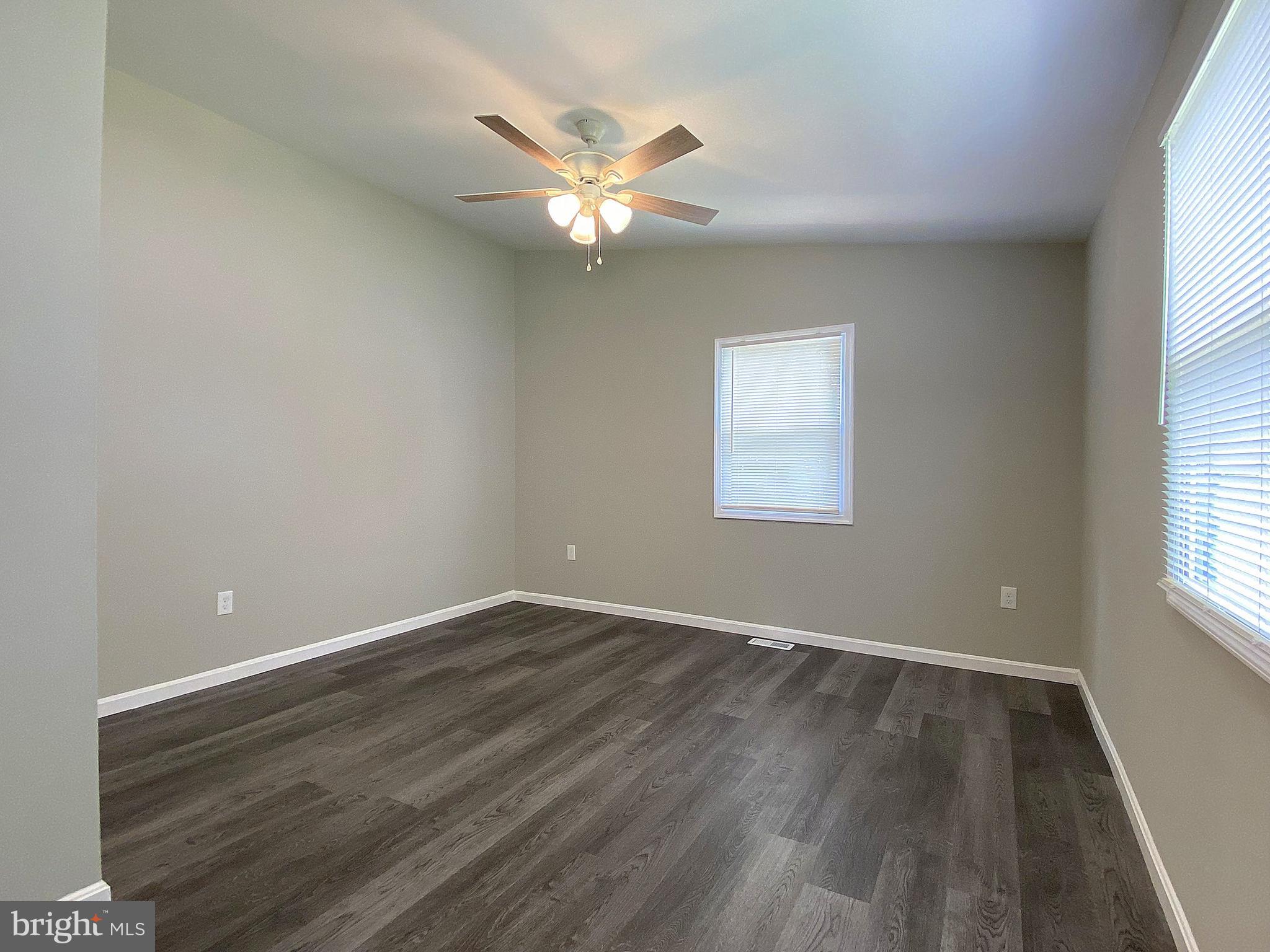 WATERSEDGE - Residential