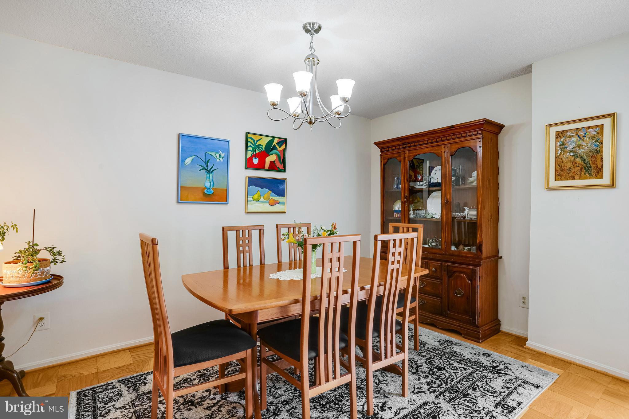 AMERICANA CENTRE - Residential