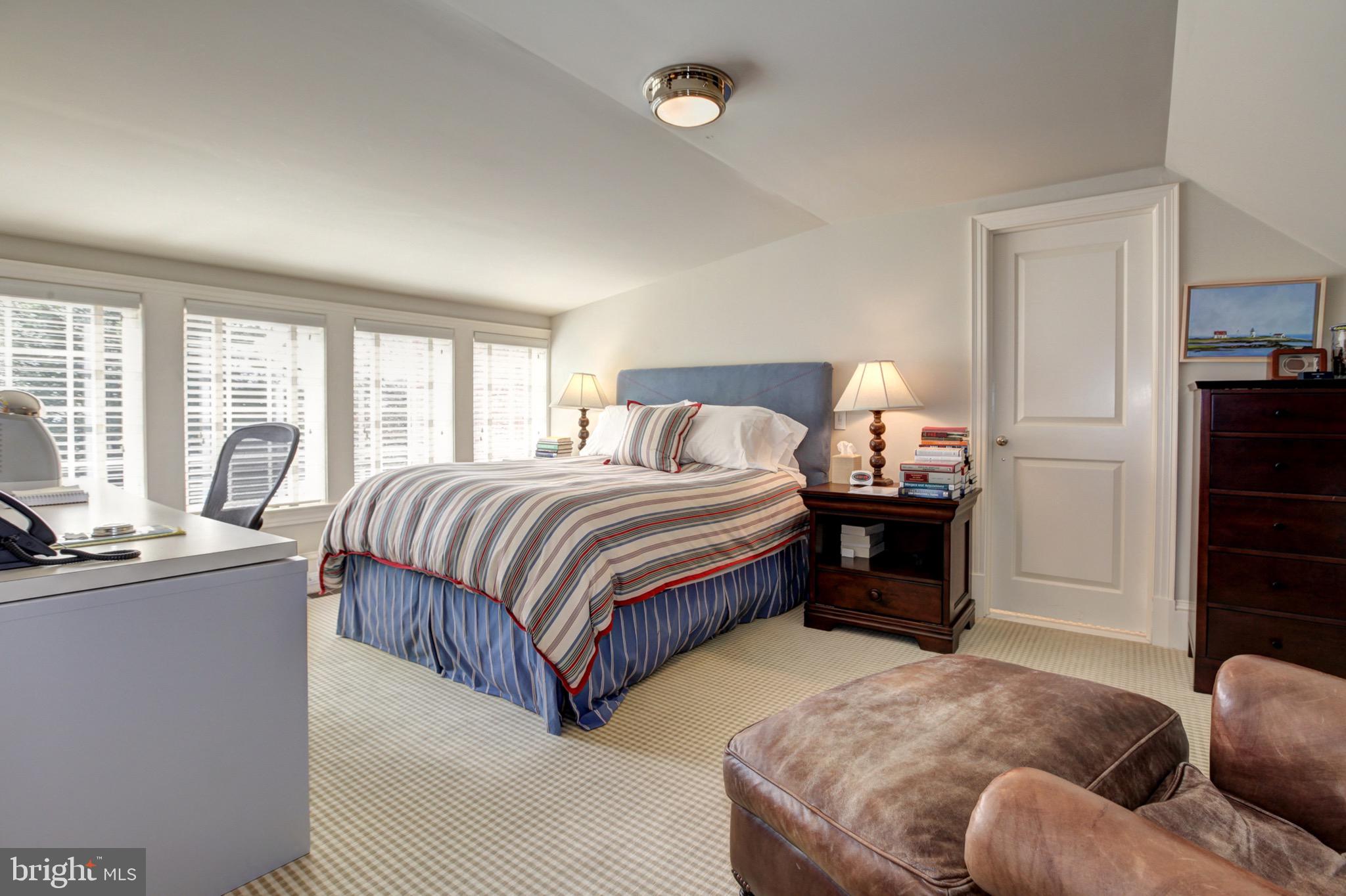 GEORGETOWN - Residential