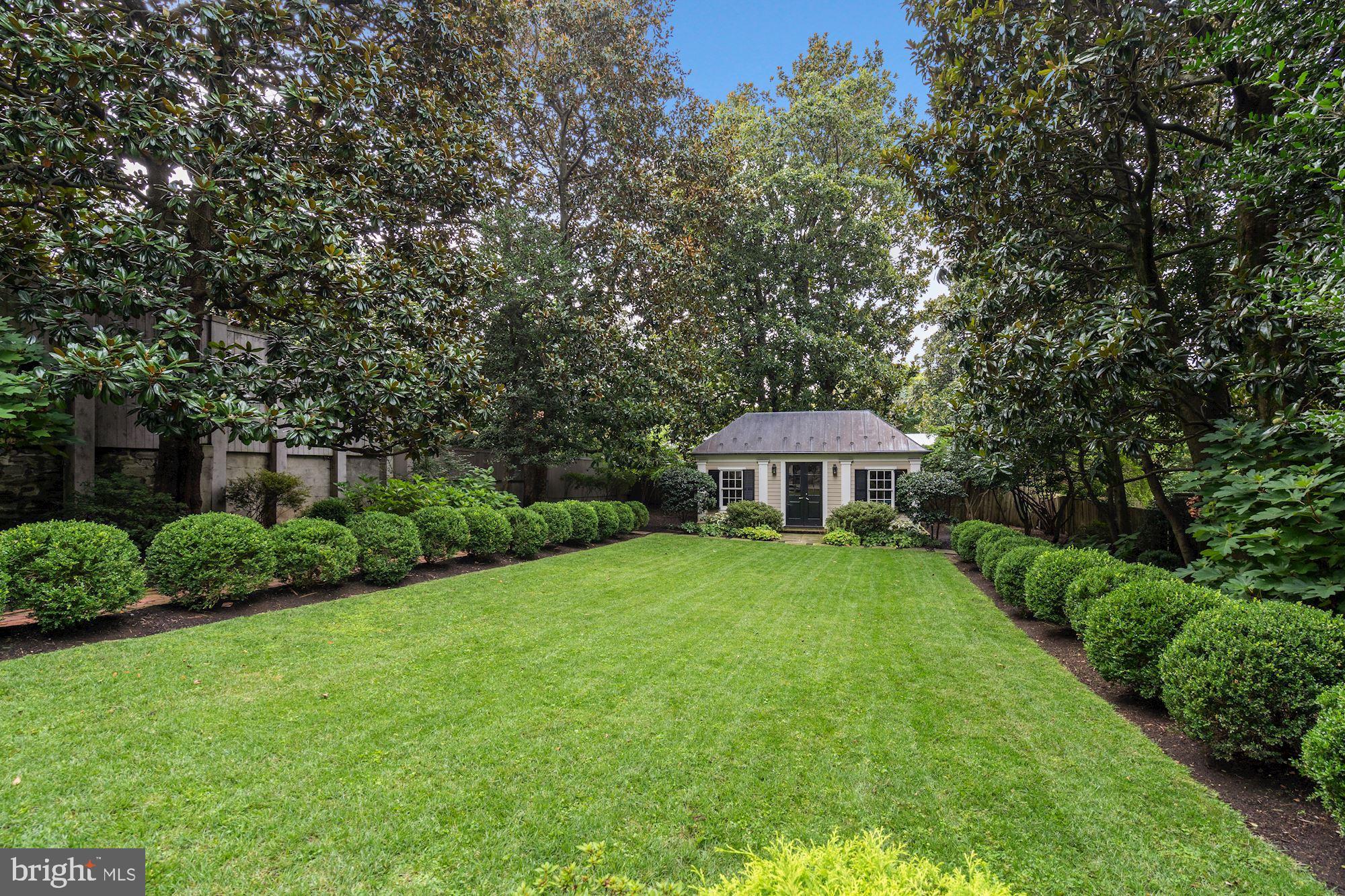 GEORGETOWN - Residential