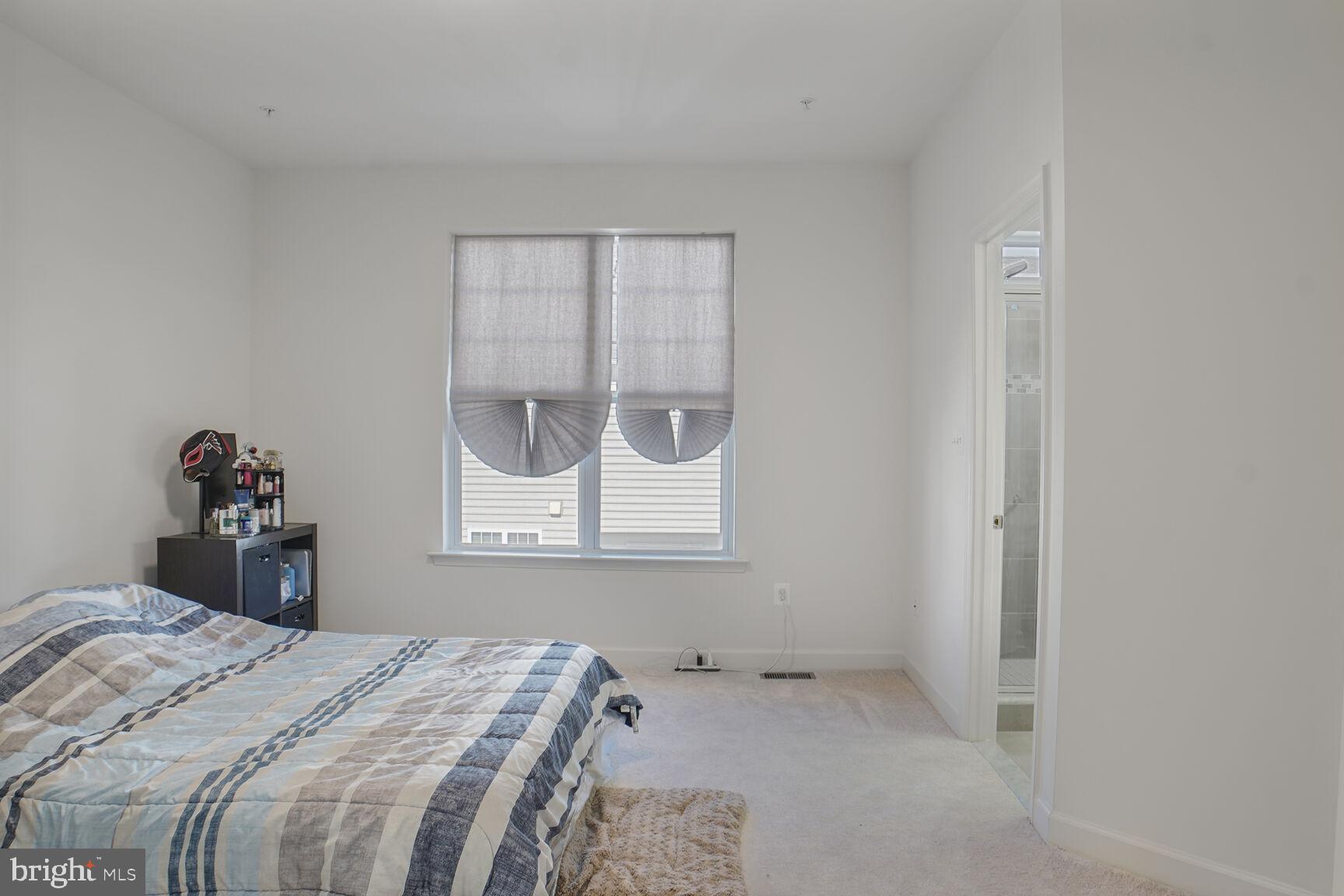 WOOD GLEN - Residential