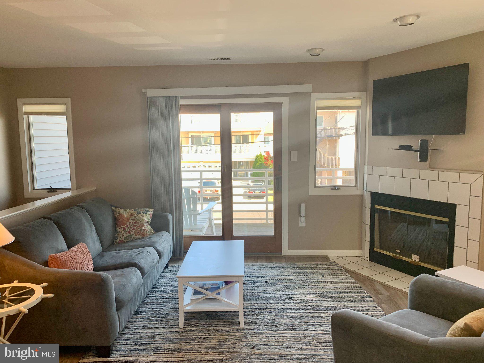 218 2ND STREET N 2ND FLOOR