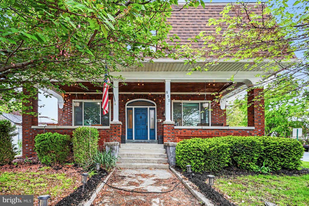 Photo of 851 Locust Street, COLUMBIA, PA 17512 (MLS # PALA2087218)
