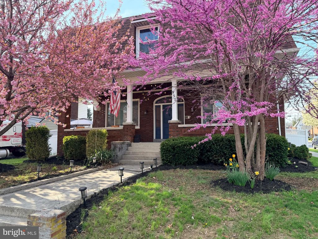 Photo of 851 Locust Street, COLUMBIA, PA 17512 (MLS # PALA2087218)