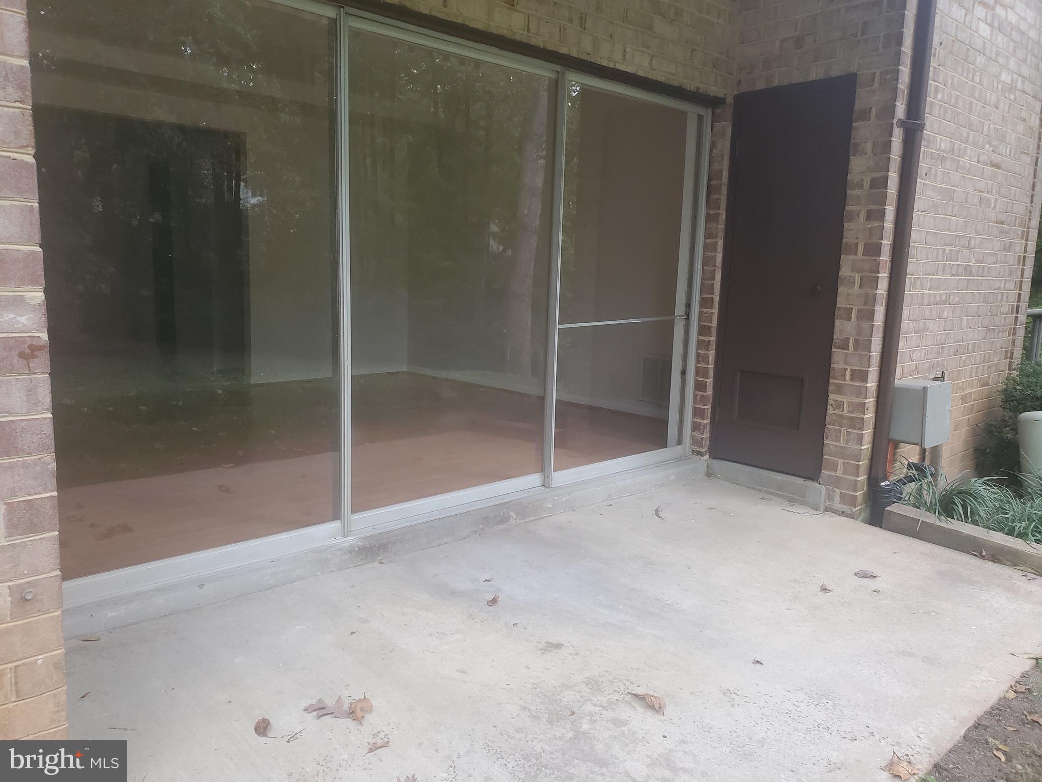 VANTAGE HILL - Residential Lease