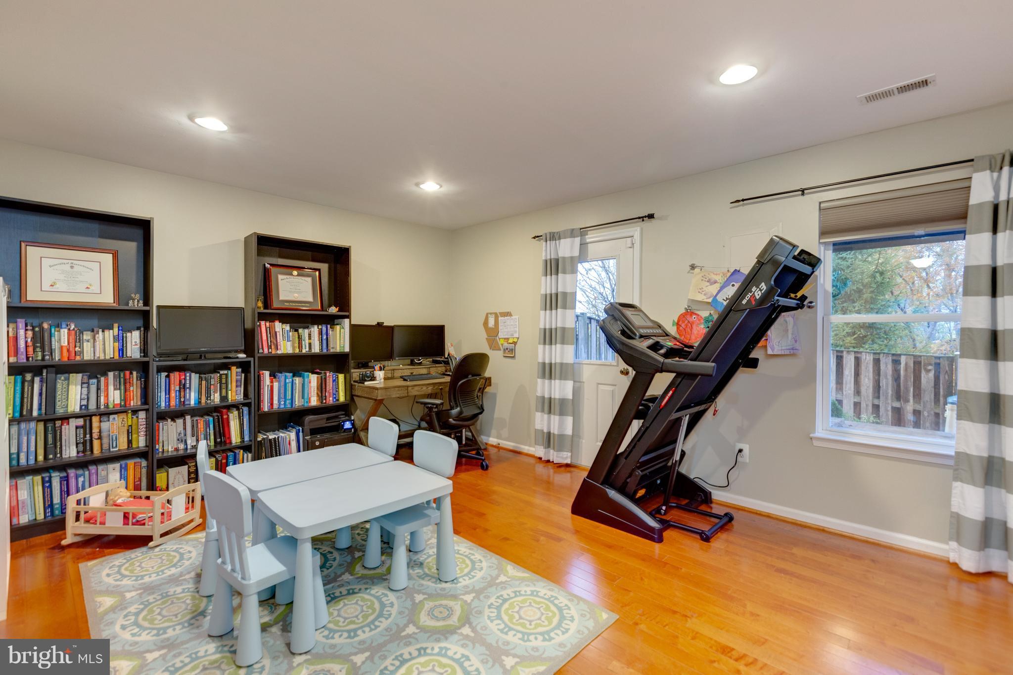 KINGSTOWNE - Residential