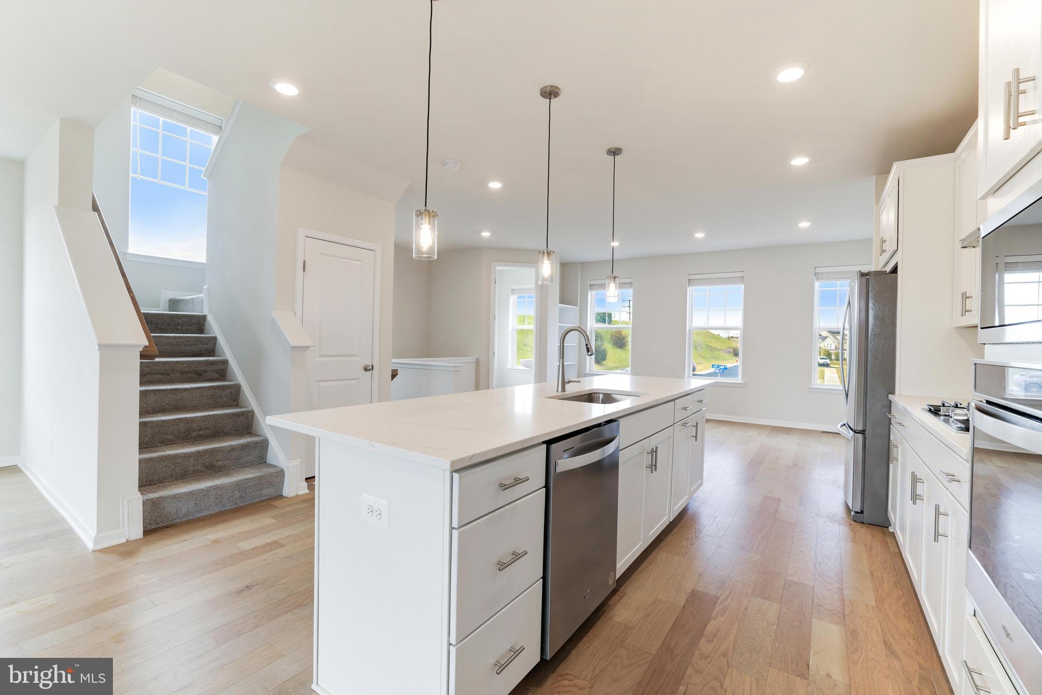 WOODLANDS AT GOOSE CREEK - Residential Lease