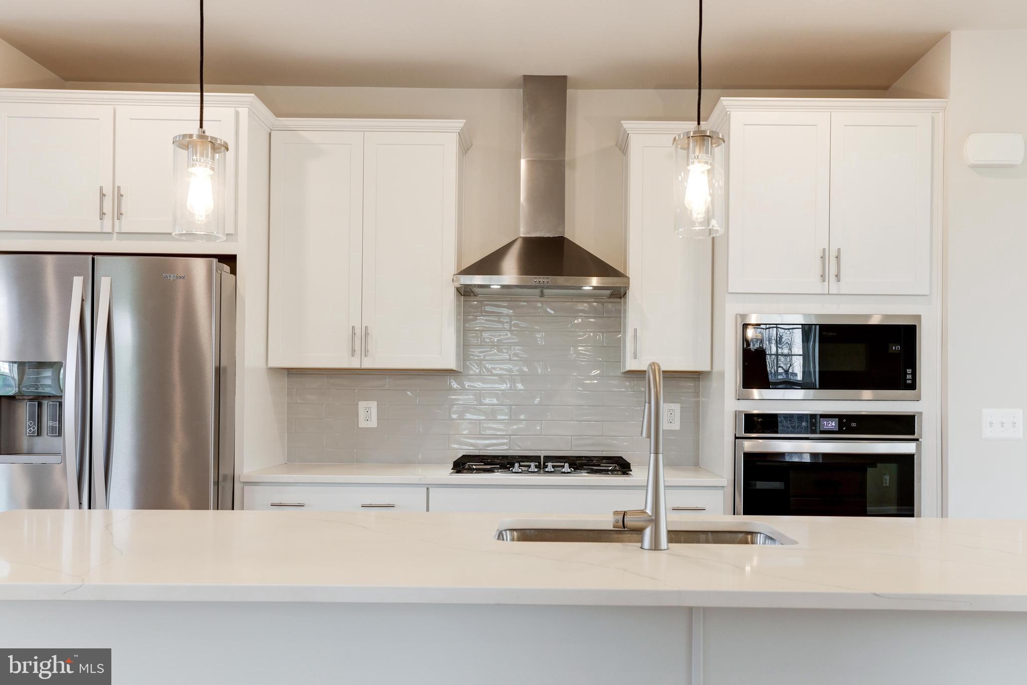 WOODLANDS AT GOOSE CREEK - Residential Lease