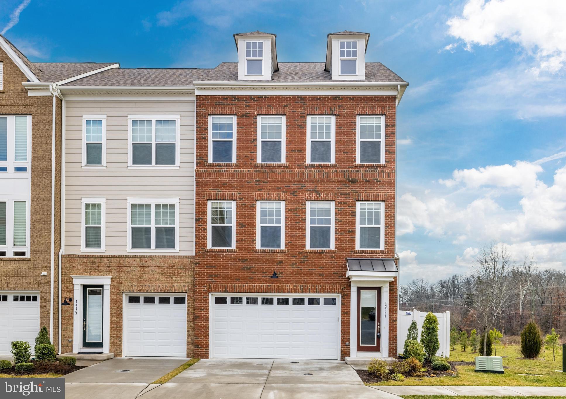 WOODLANDS AT GOOSE CREEK - Residential Lease