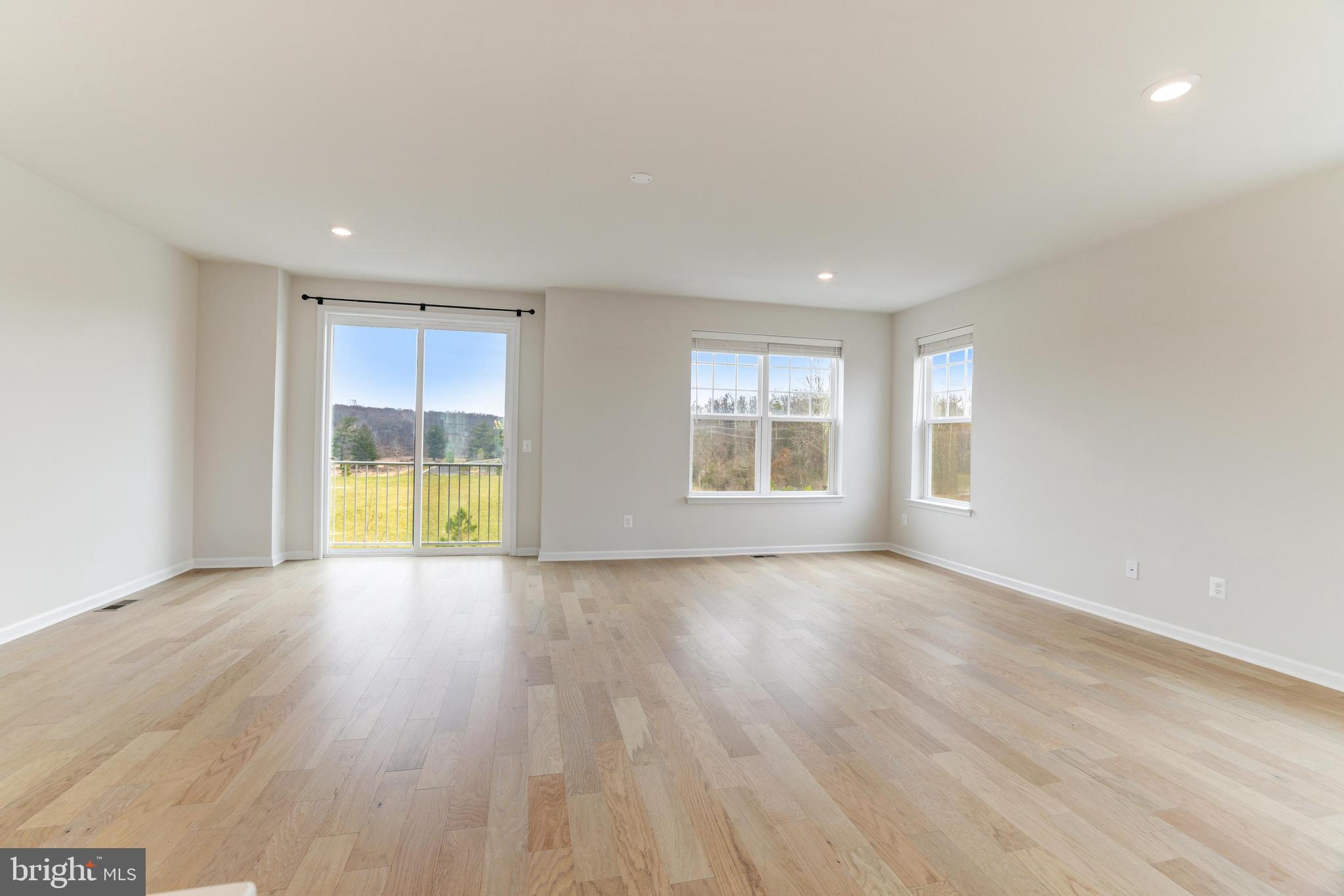 WOODLANDS AT GOOSE CREEK - Residential Lease