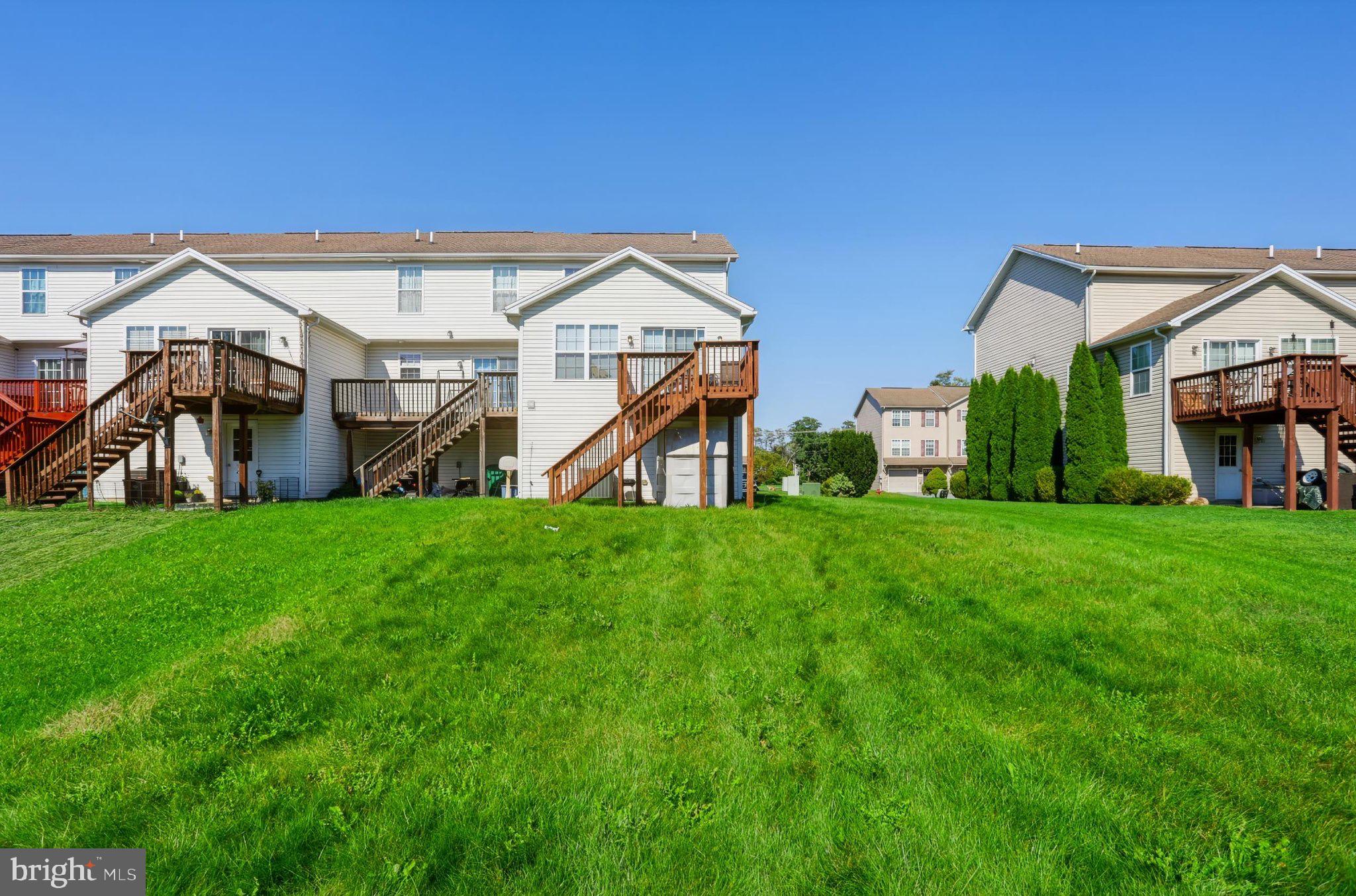 3578 PINECREST COURT 16