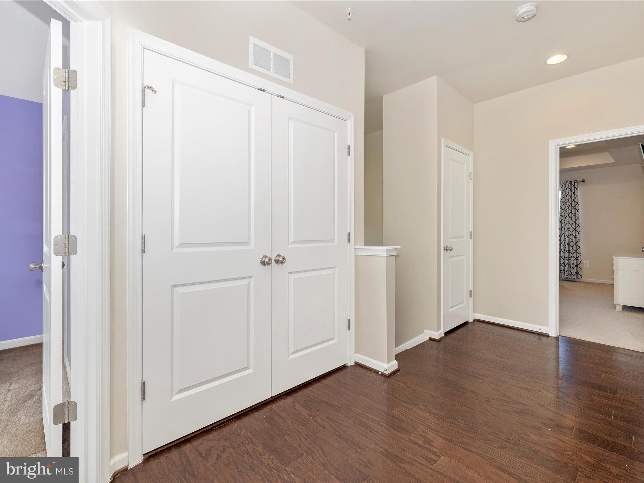 TALLYN RIDGE - Residential