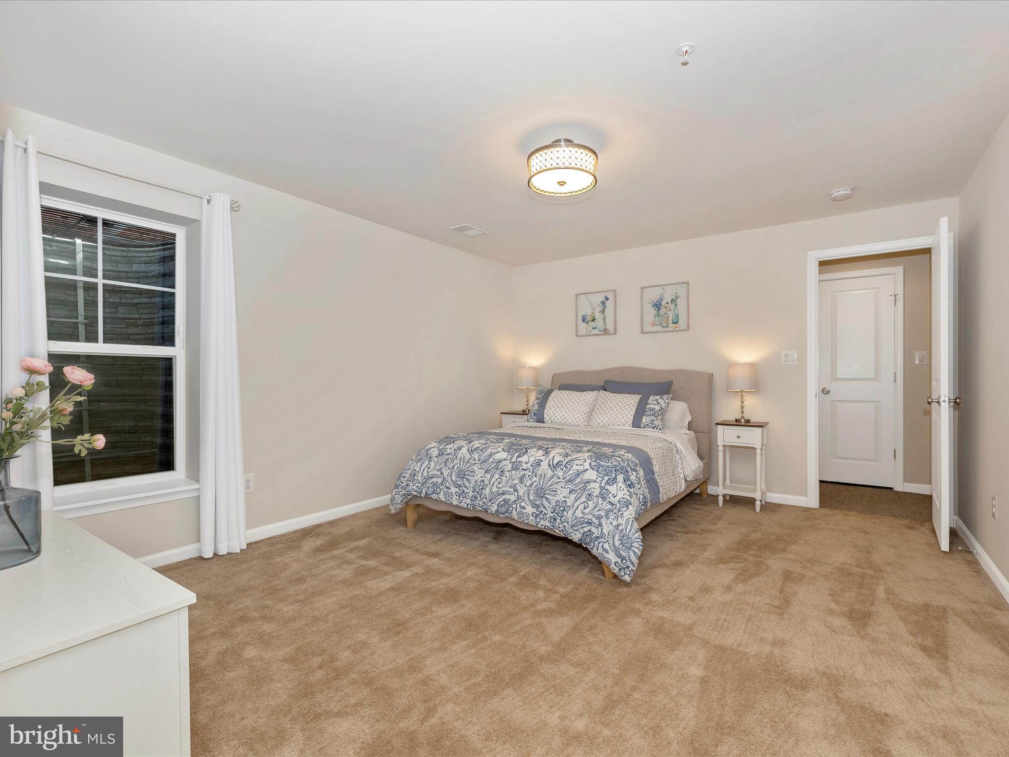 TALLYN RIDGE - Residential